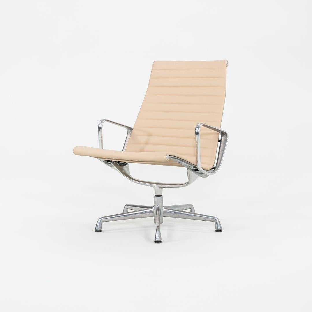 1996 Herman Miller Eames Aluminum Group Lounge Chair in Tan Leather Antler Base For Sale 3