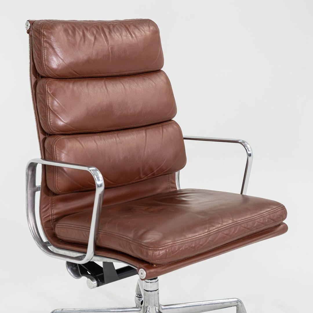 1996 Herman Miller Eames Soft Pad Chefsessel Brown Leder 2x vorhanden im Angebot 4