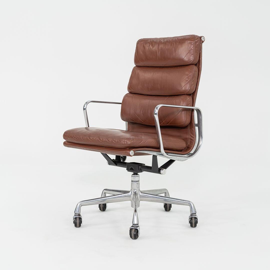 1996 Herman Miller Eames Soft Pad Chefsessel Brown Leder 2x vorhanden (Moderne) im Angebot