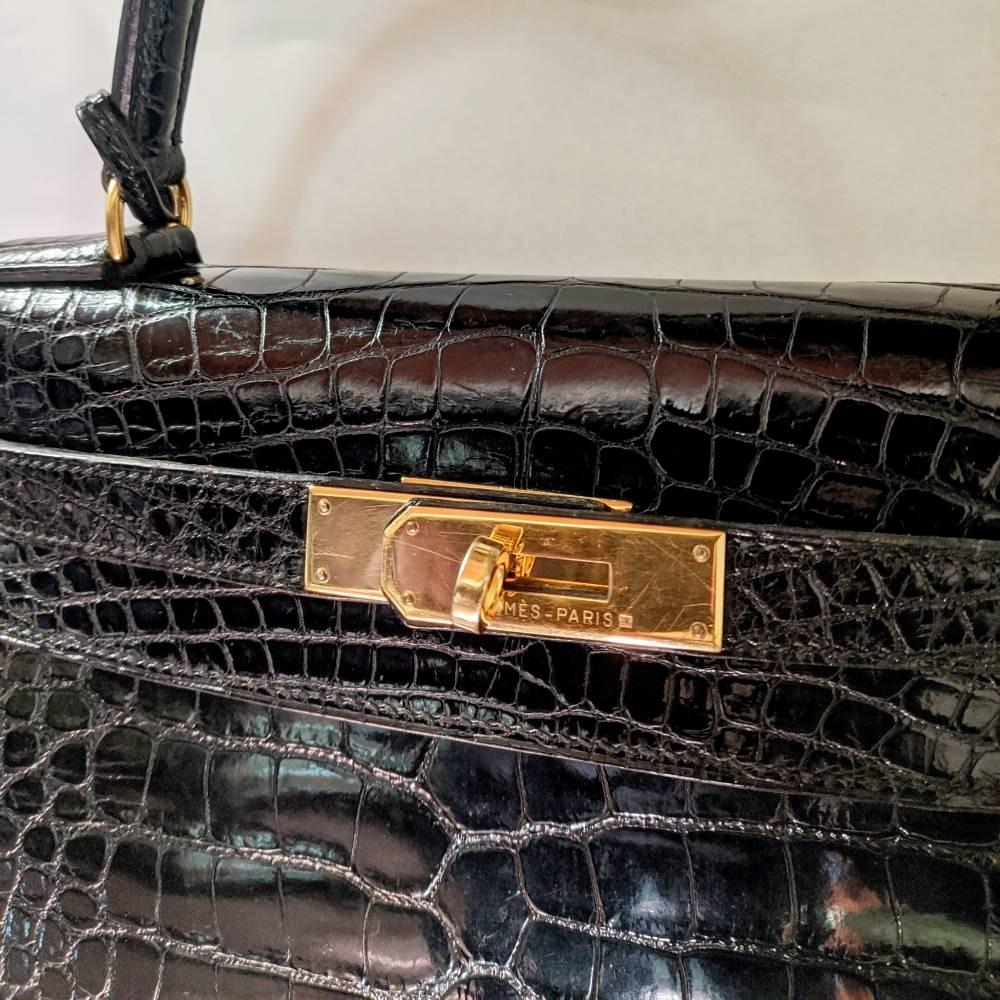 1996 Hermès Vintage glossy black crocodile leather 28 cm Kelly bag 1