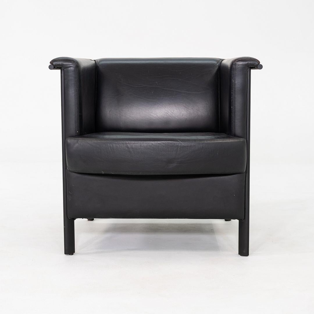 Américain 1996 Paire de fauteuils club de Metropolitan Furniture en cuir et cerisier en vente