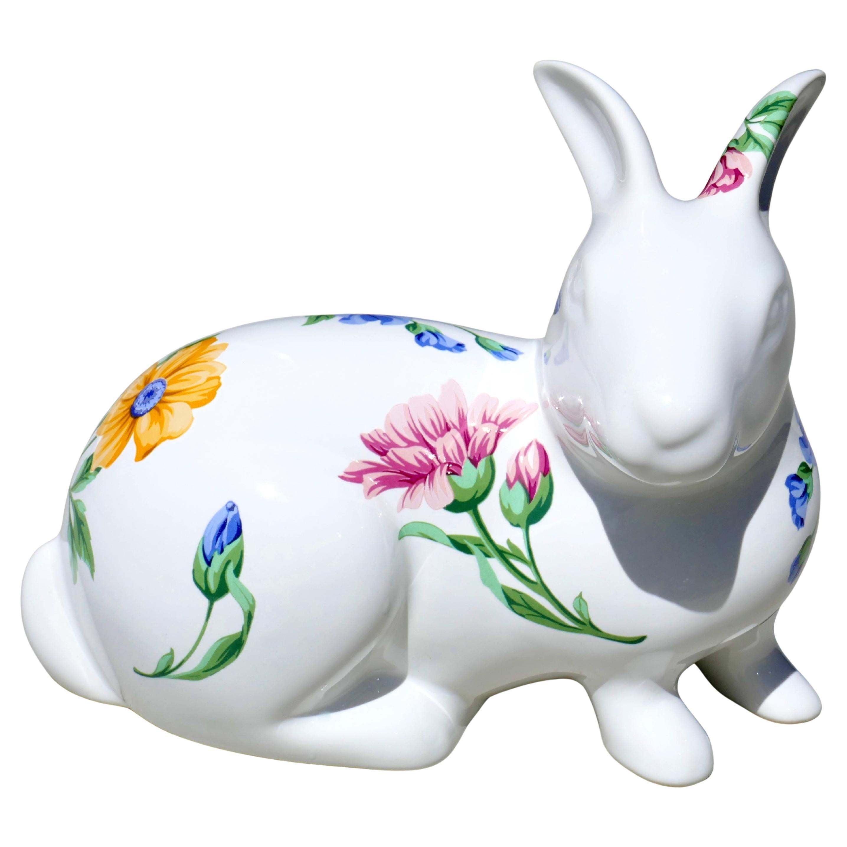 1996 Sintra entworfen von Tiffany & Co Porzellan Frühlingsblumen Kaninchenfigur, Kaninchenfigur