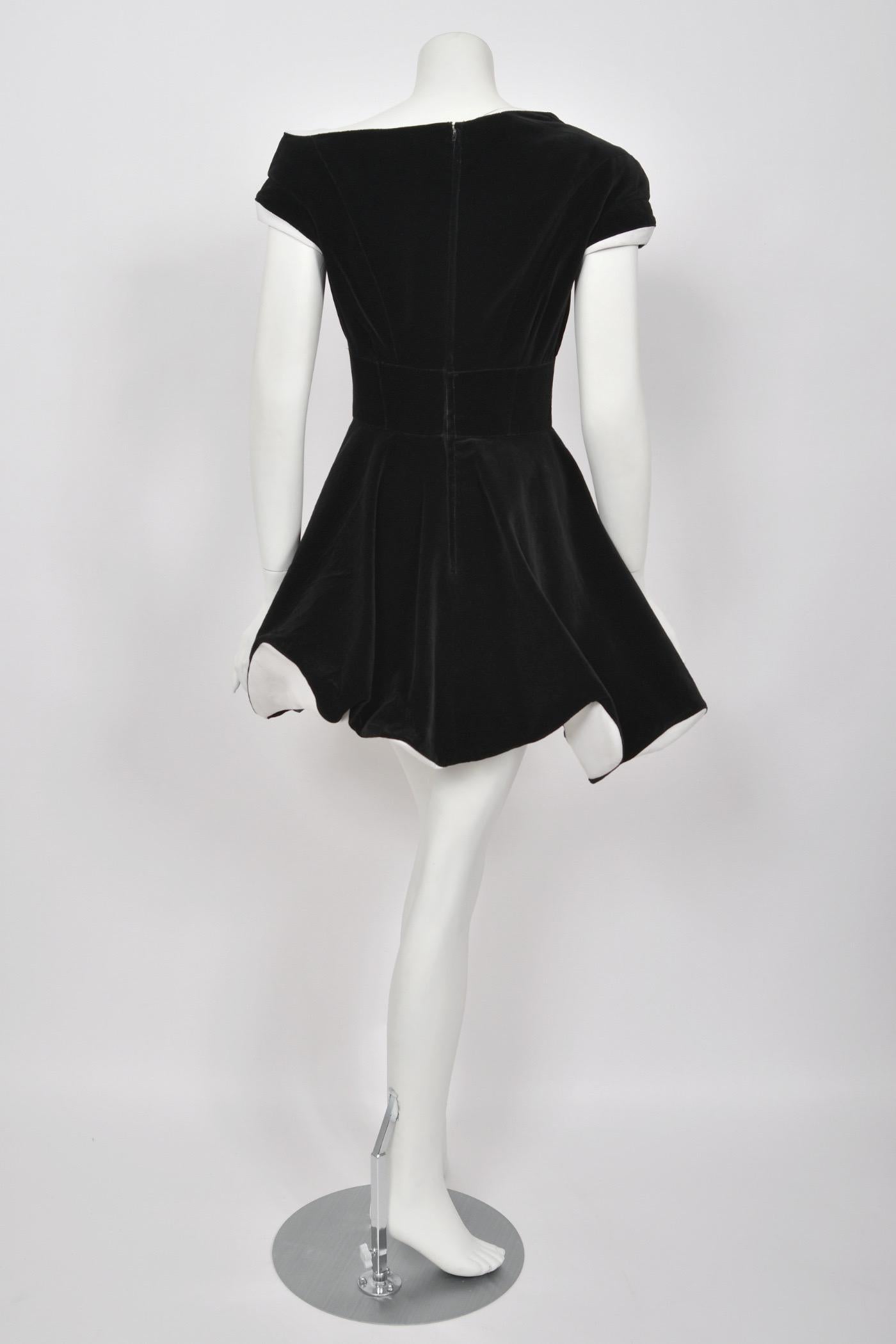 1996 Thierry Mugler Black Velvet & White Silk Sculpted Futuristic Mini Dress For Sale 6