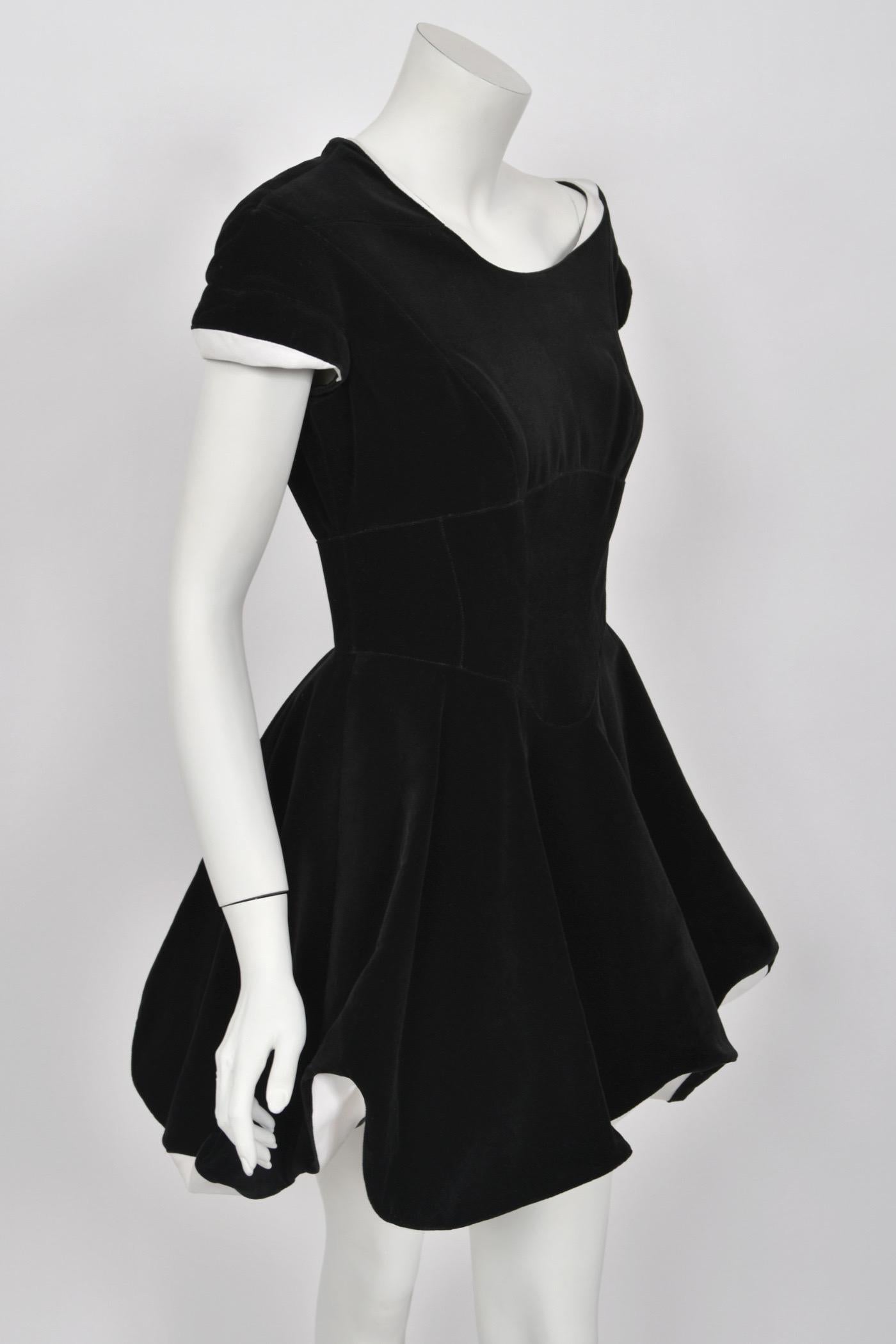 1996 Thierry Mugler Black Velvet & White Silk Sculpted Futuristic Mini Dress For Sale 2