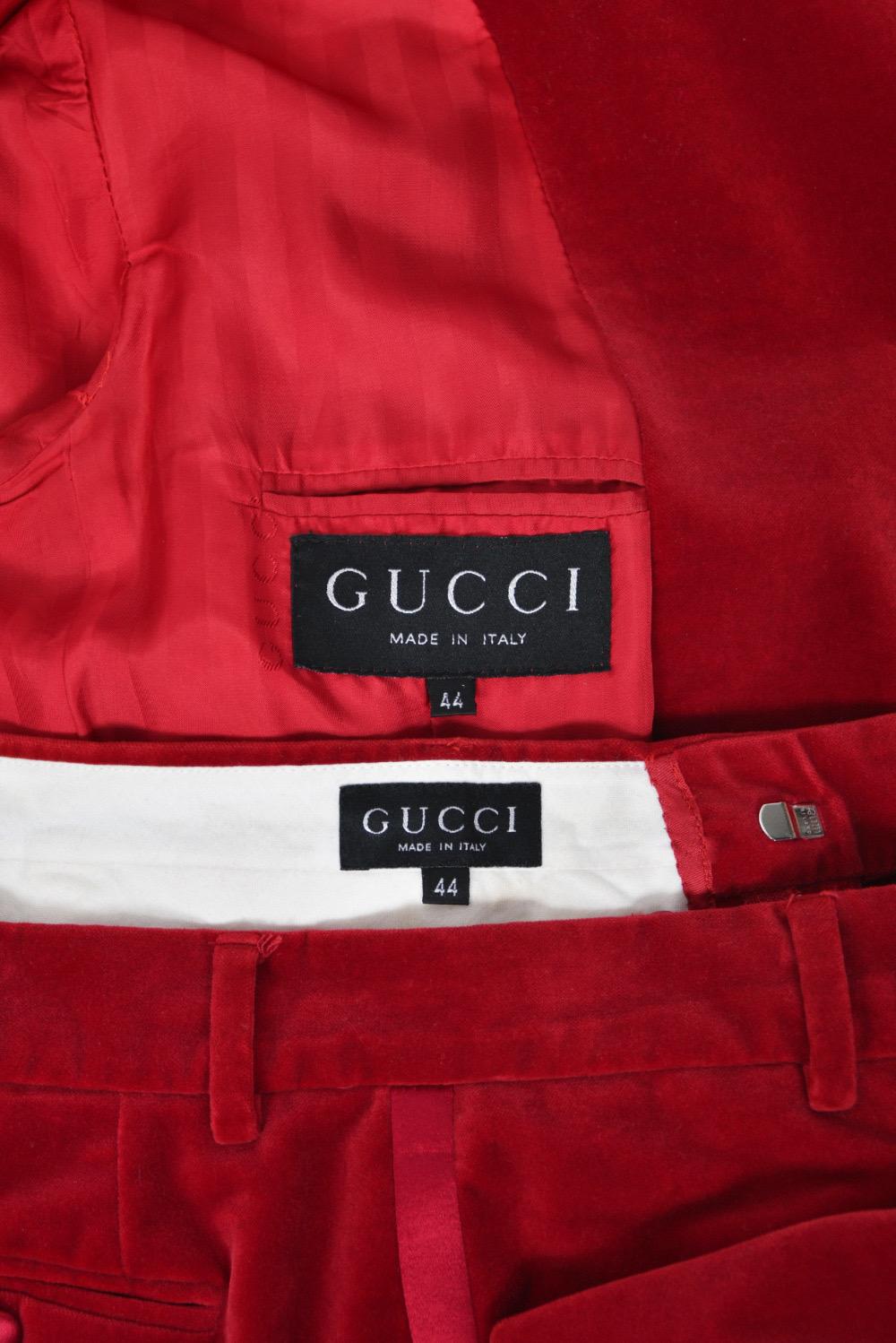 1996 Tom Ford for Gucci Red Velvet 'Gwyneth Paltrow' Tailored Jacket Pantsuit For Sale 16