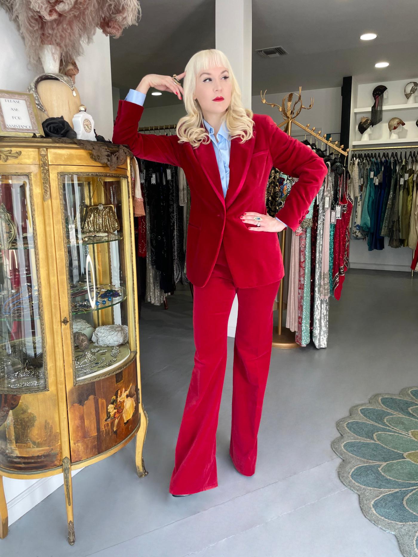 1996 Tom Ford for Gucci Red Velvet 'Gwyneth Paltrow' Tailored Jacket Pantsuit For Sale 14