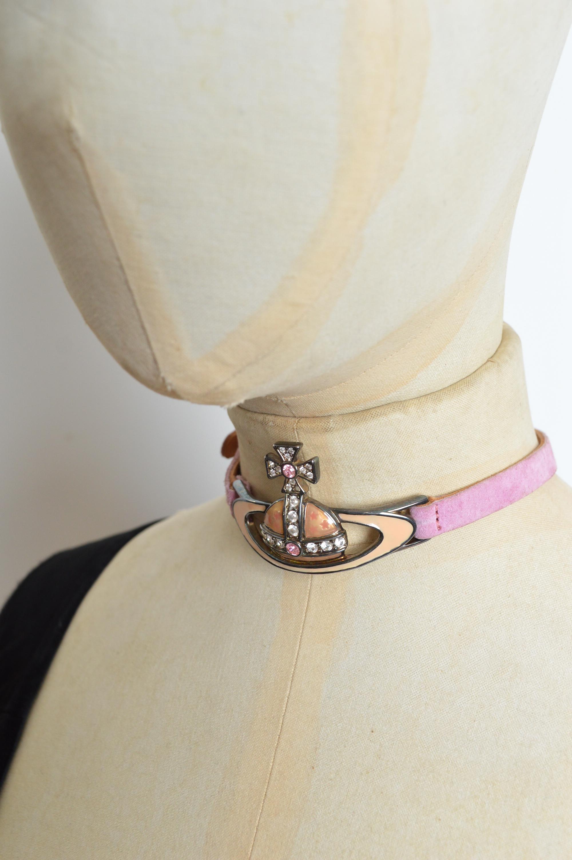 1996 Vivienne Westwood Pink Rhinestone Orb Suede Choker - Necklace For Sale 2