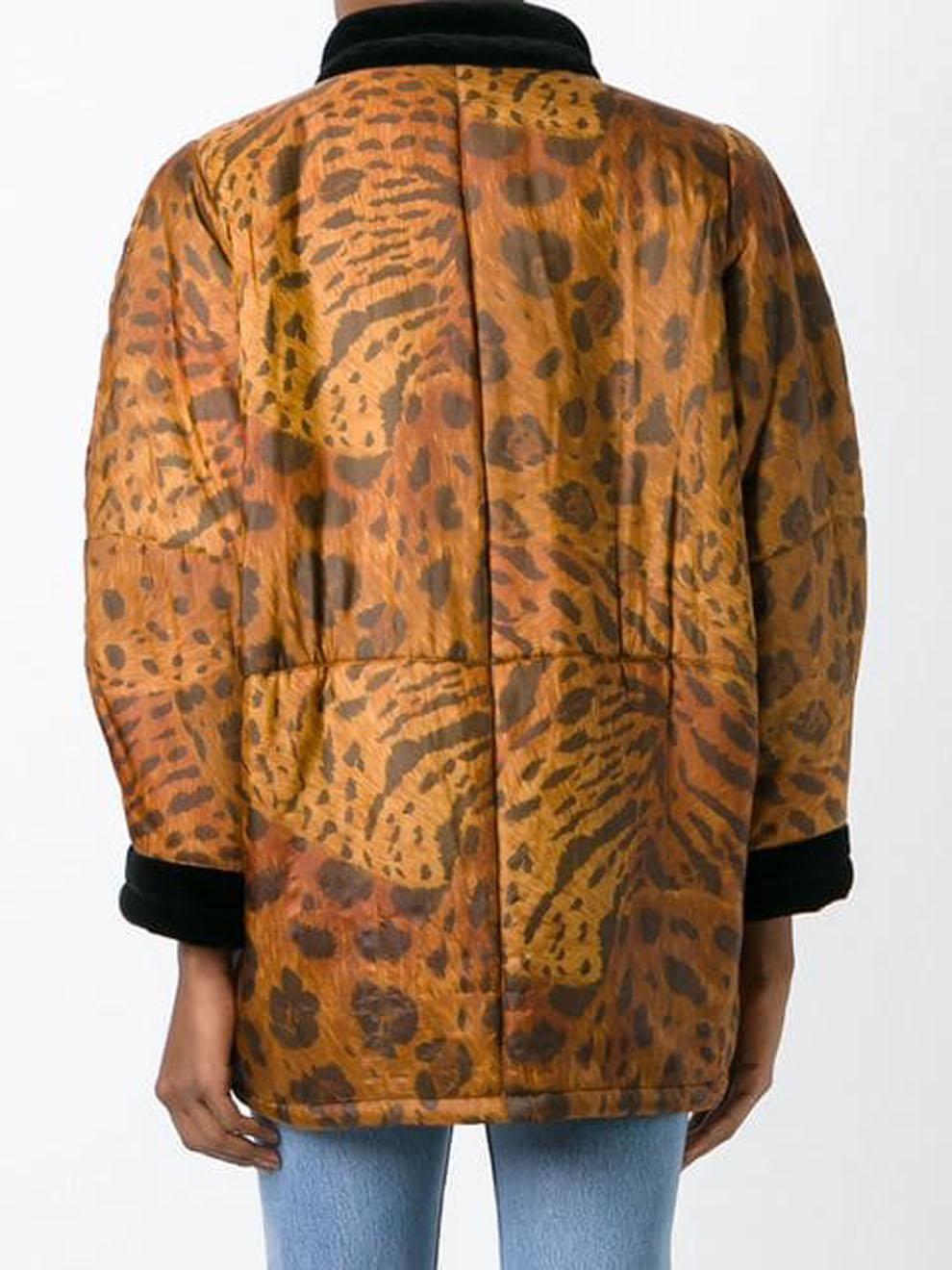 1996s Yves Saint Laurent Catwalk Animal Print Silk Coat In Excellent Condition In Paris, FR