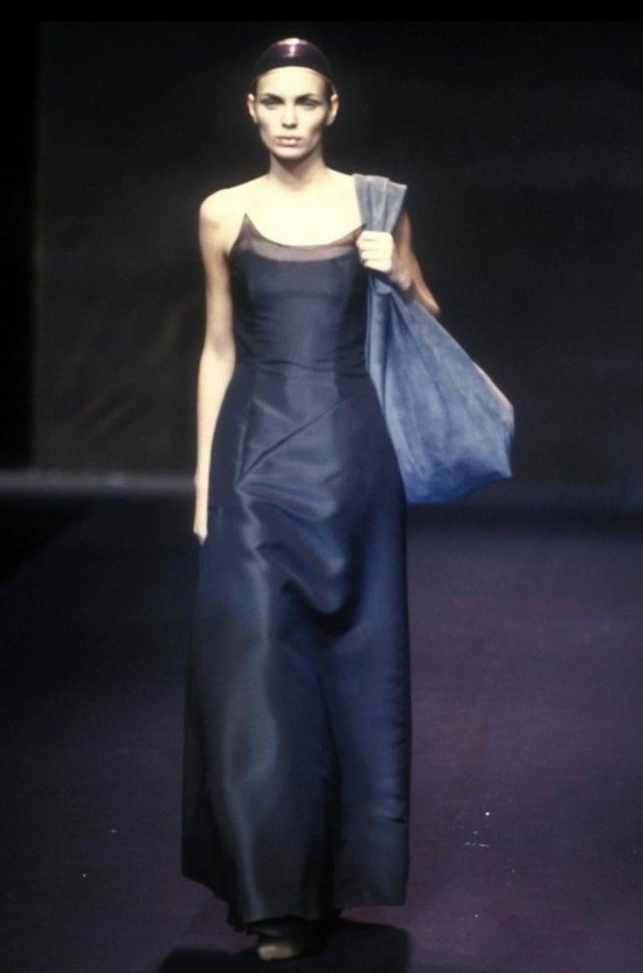 1997 Balenciaga Sz 0 Black Slip Dress Vintage Thimister Final Runway Collection en Excelente estado para la venta en San Diego, CA