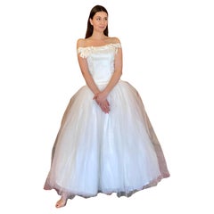 Bob Evans de Neiman Marcus - Robe asymétrique en soie avec jupe en tulle, 1997