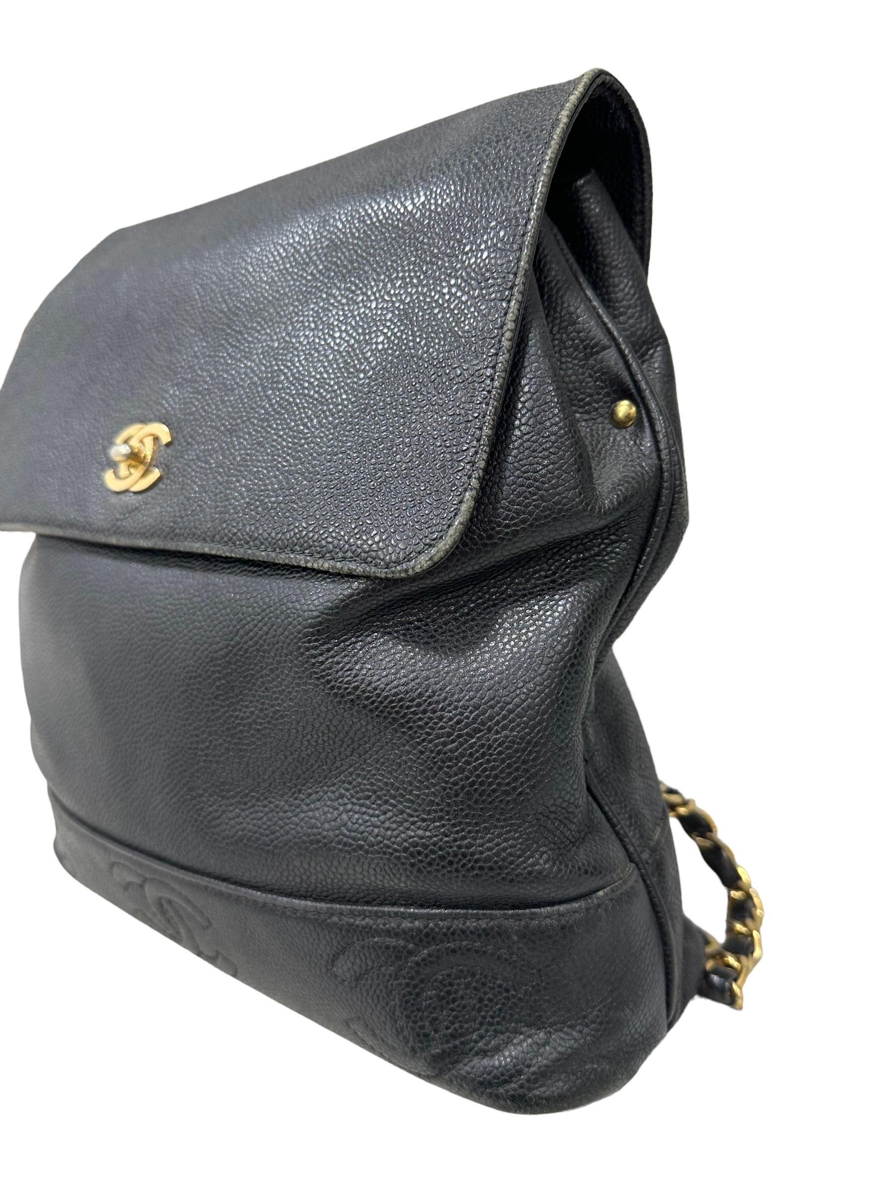 1997 Chanel Black Leather Vintage Backpack  In Good Condition In Torre Del Greco, IT