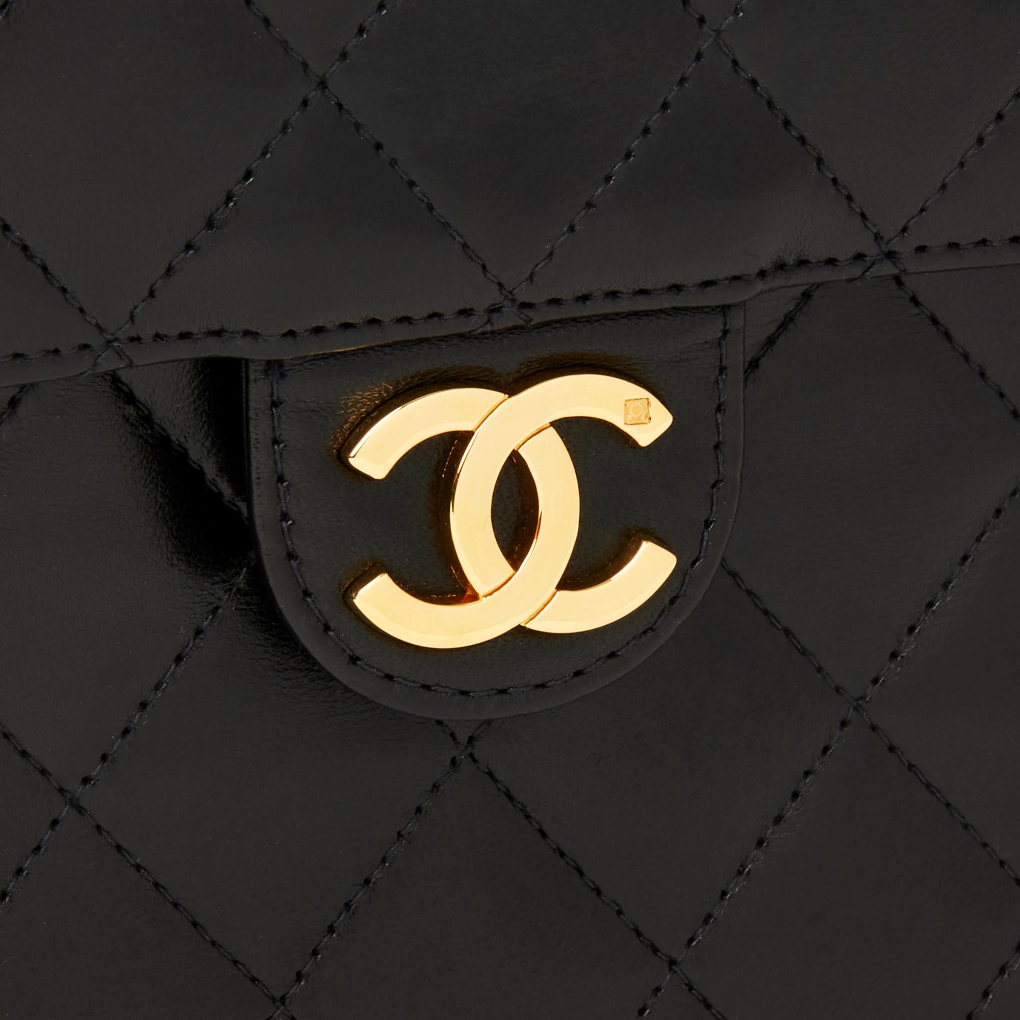 1997 Chanel Black Quilted Lambskin Vintage Medium Classic Single Flap Bag 2