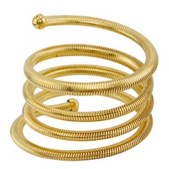 Chanel Bracelet coil en métal doré, 1997