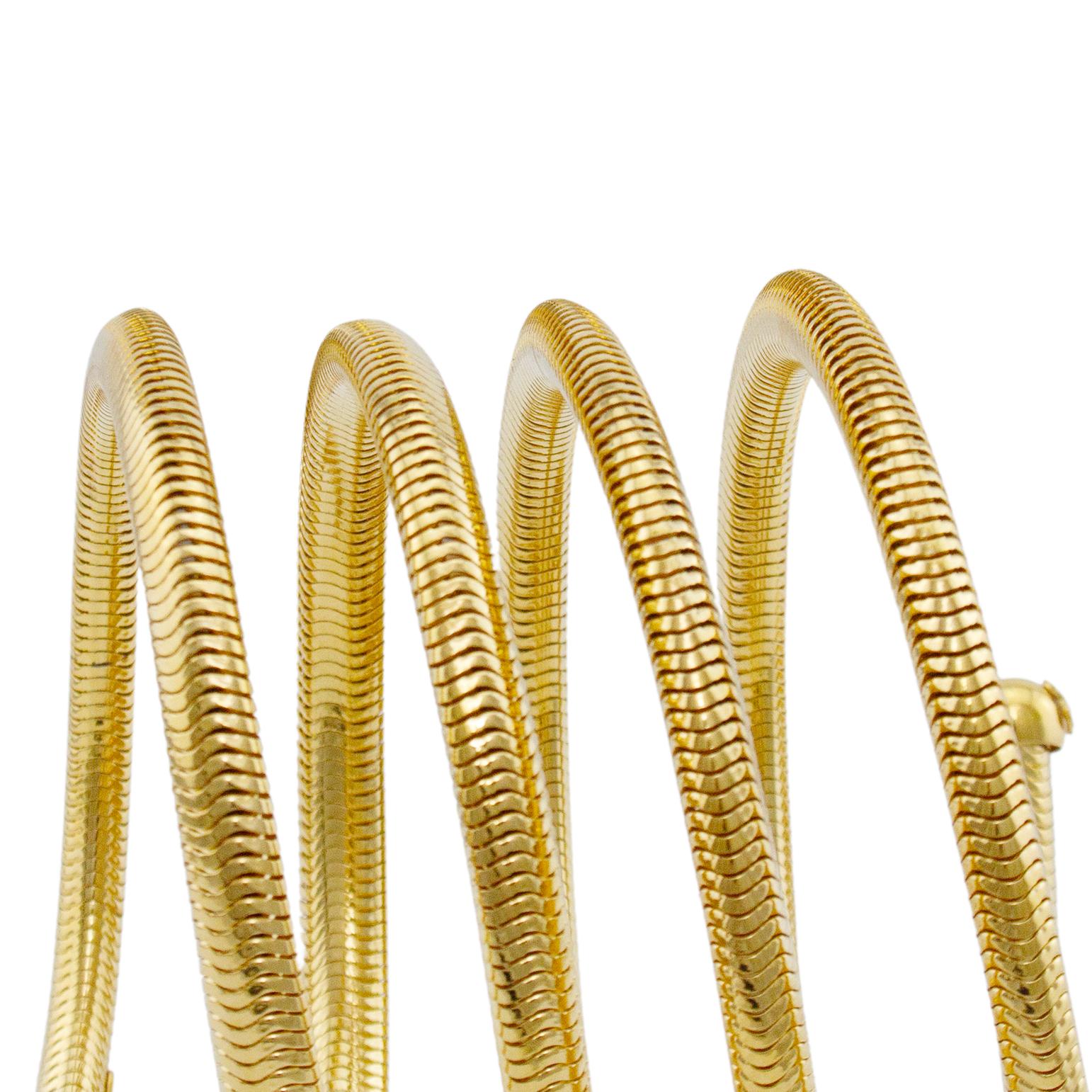 1997 Bracciale Chanel a spirale in metallo dorato in vendita 1