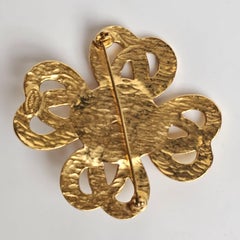 1997 Chanel Coral Enamel Gold Hammered Clover Brooch