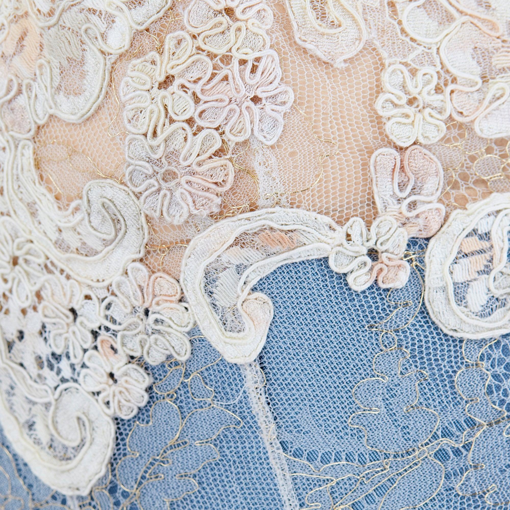 1997 Christian Lacroix Haute Couture: abito e giacca in pizzo blu da passerella in vendita 1