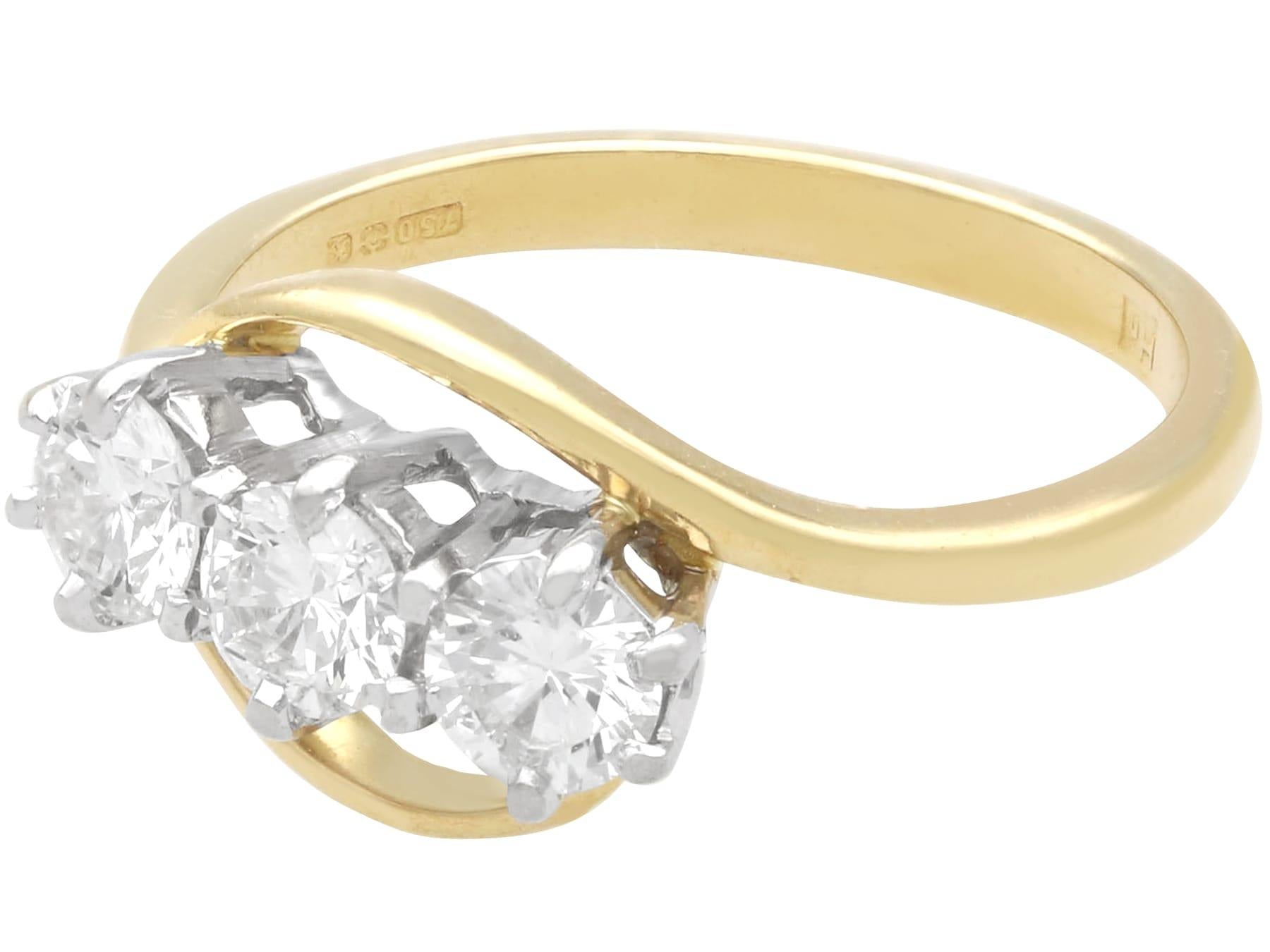 1997 Contemporary Diamant und Gelbgold Trilogie Verlobungsring (Zeitgenössisch) im Angebot