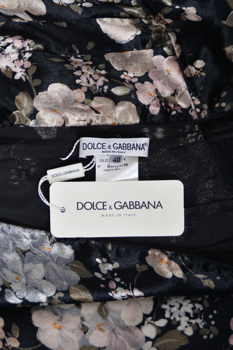 1997 Dolce & Gabbana Floral Stretch Velvet Cut-Out Bustier Slip Dress with Tags  For Sale 13