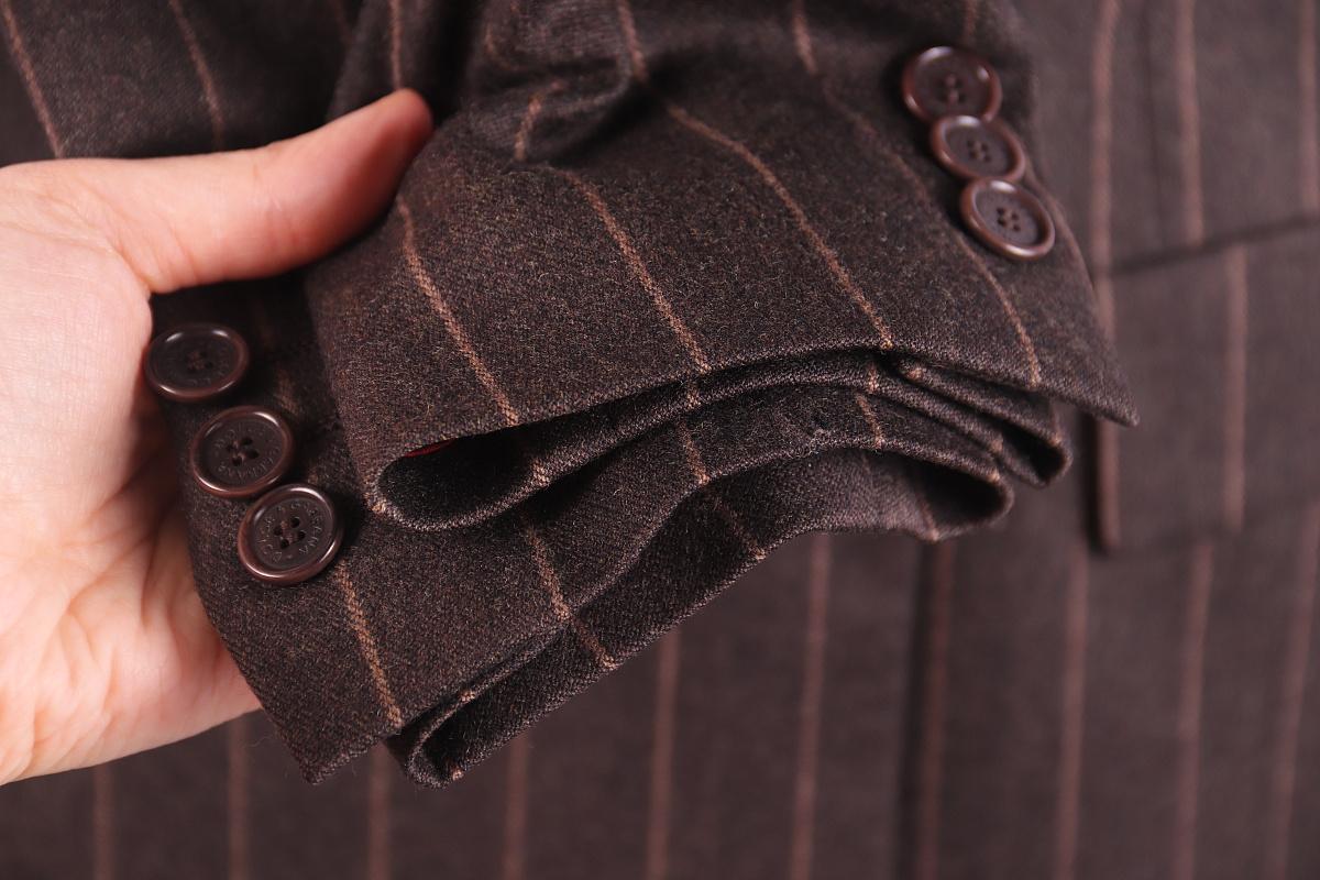 1997 Dolce & Gabbana FW 1997 Wool Suit For Sale 3
