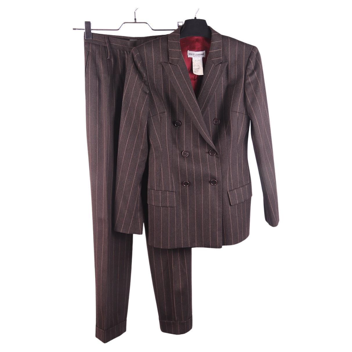 Are Dolce & Gabbana suits canvassed?