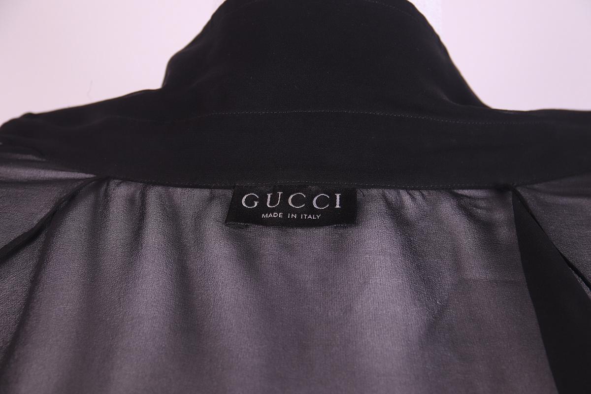 1997 Gucci by Tom Ford Black Sheer Plunge Collared Oversized Tunic Blouse In Good Condition For Sale In Алматинский Почтамт, KZ
