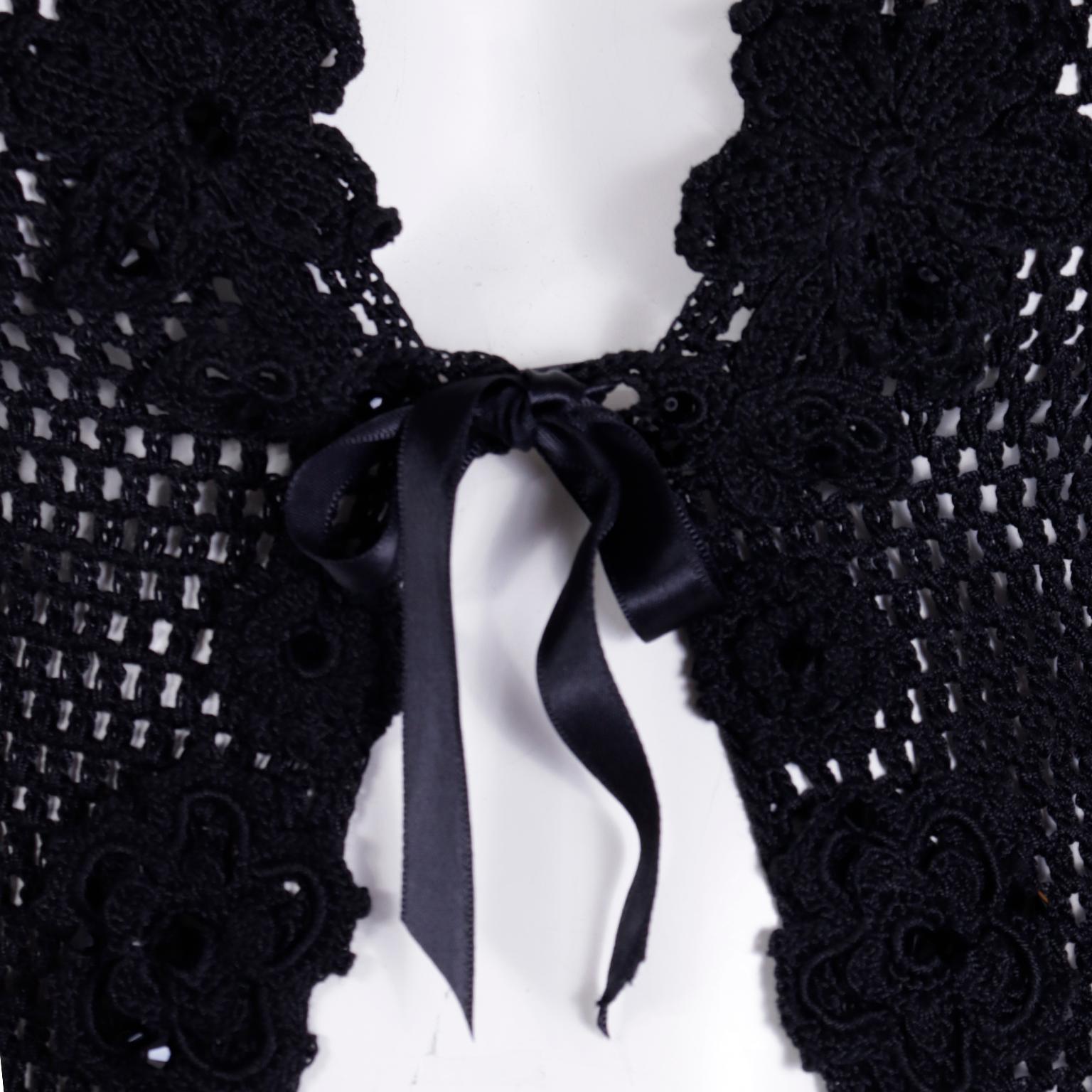 1997 Isaac Mizrahi Runway Tiny Label Top cardigan en crochet noir avec perles en vente 5