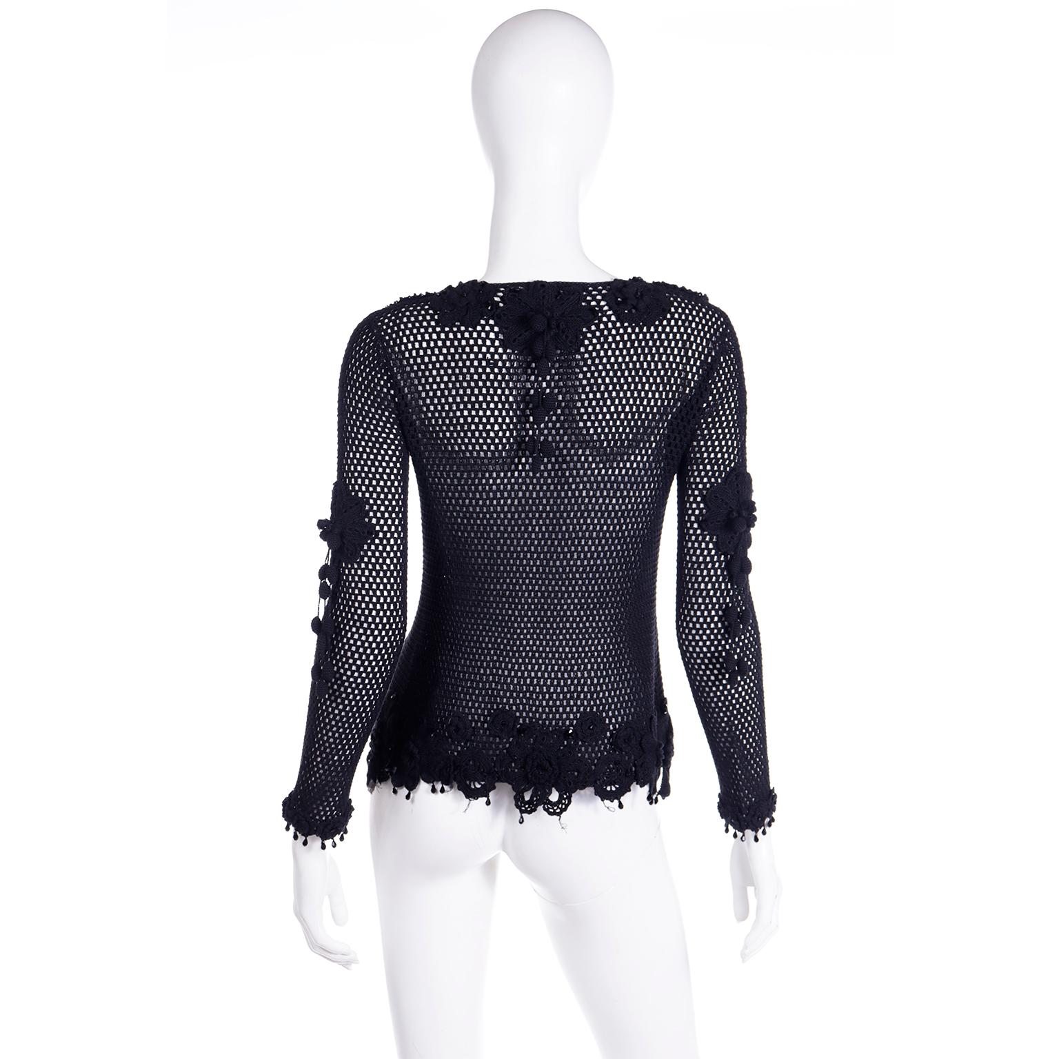 1997 Isaac Mizrahi Runway Tiny Label Top cardigan en crochet noir avec perles Pour femmes en vente