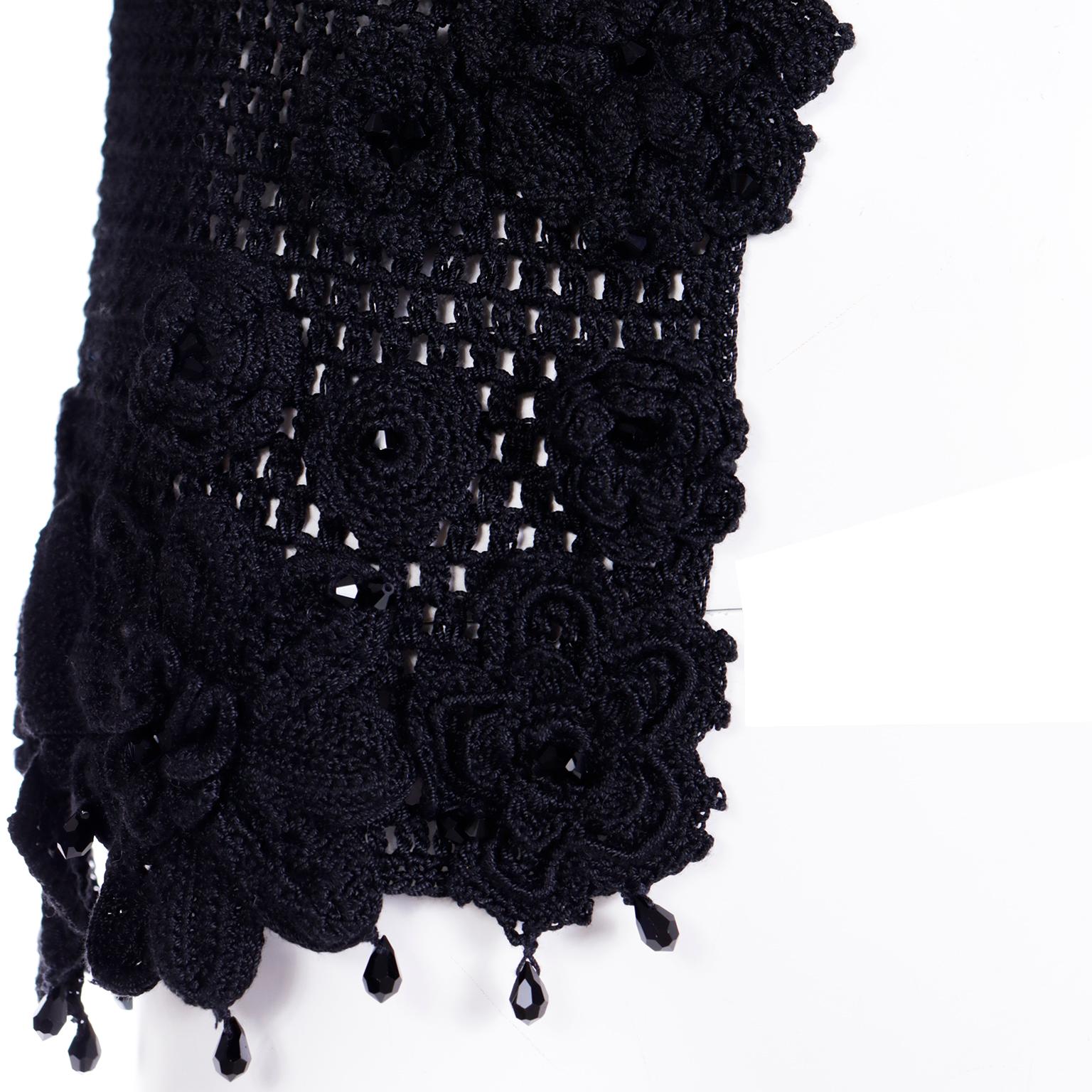 1997 Isaac Mizrahi Runway Tiny Label Top cardigan en crochet noir avec perles en vente 4