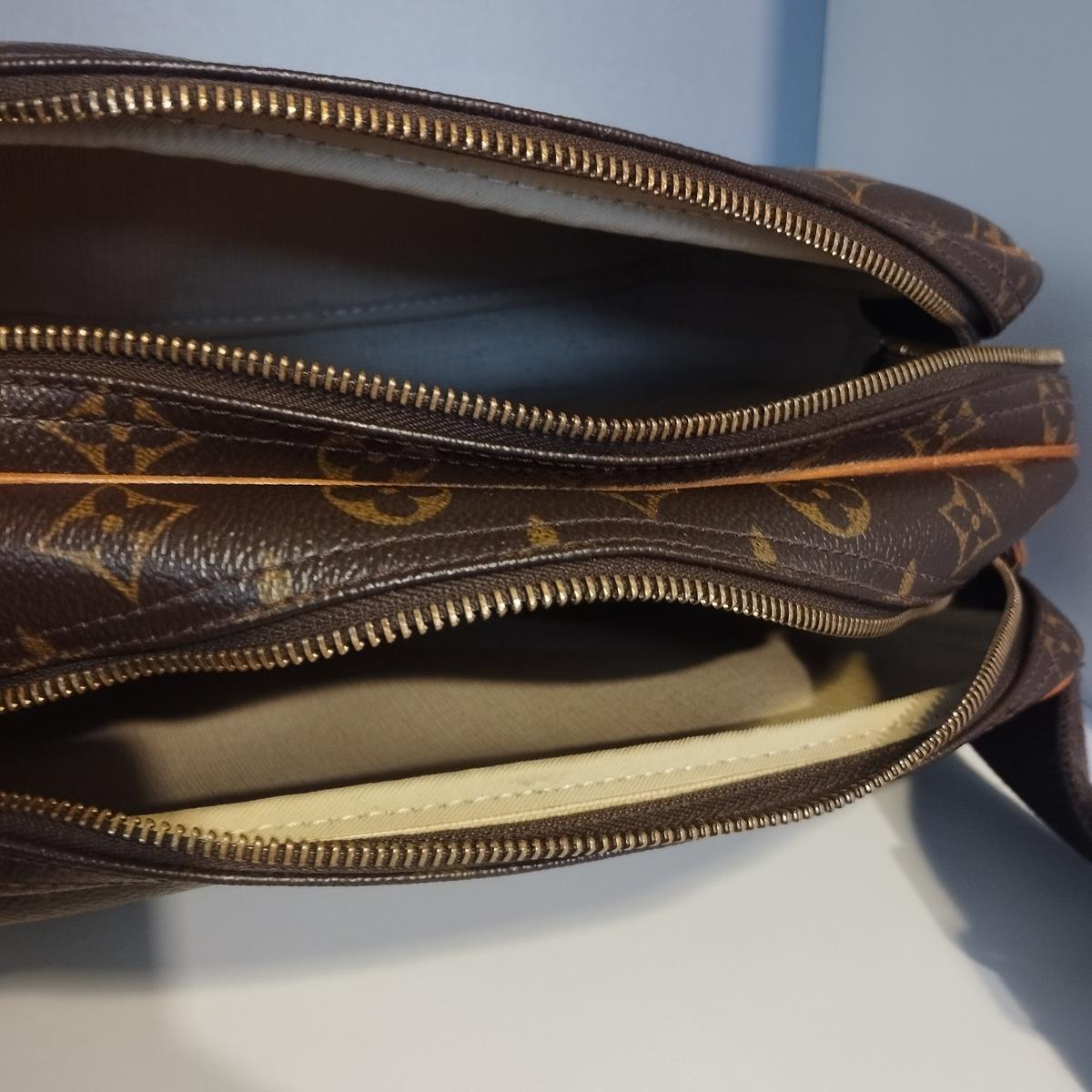 1997 Louis Vuitton Reporter PM Monogram 2
