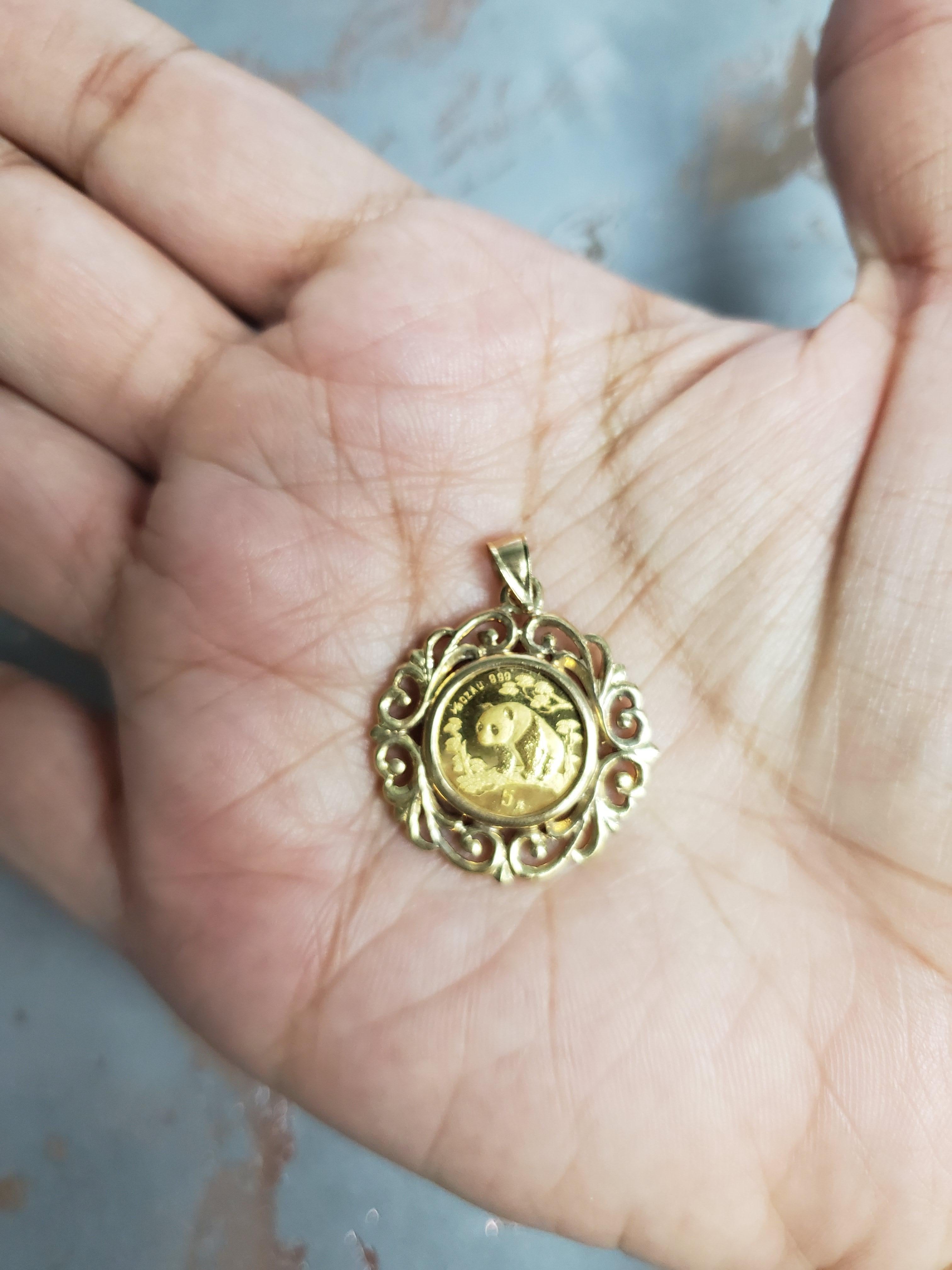 1997 Panda Coin 1/20OZ Collana in oro con castone in oro giallo 14k In condizioni Nuovo in vendita a Sugar Land, TX