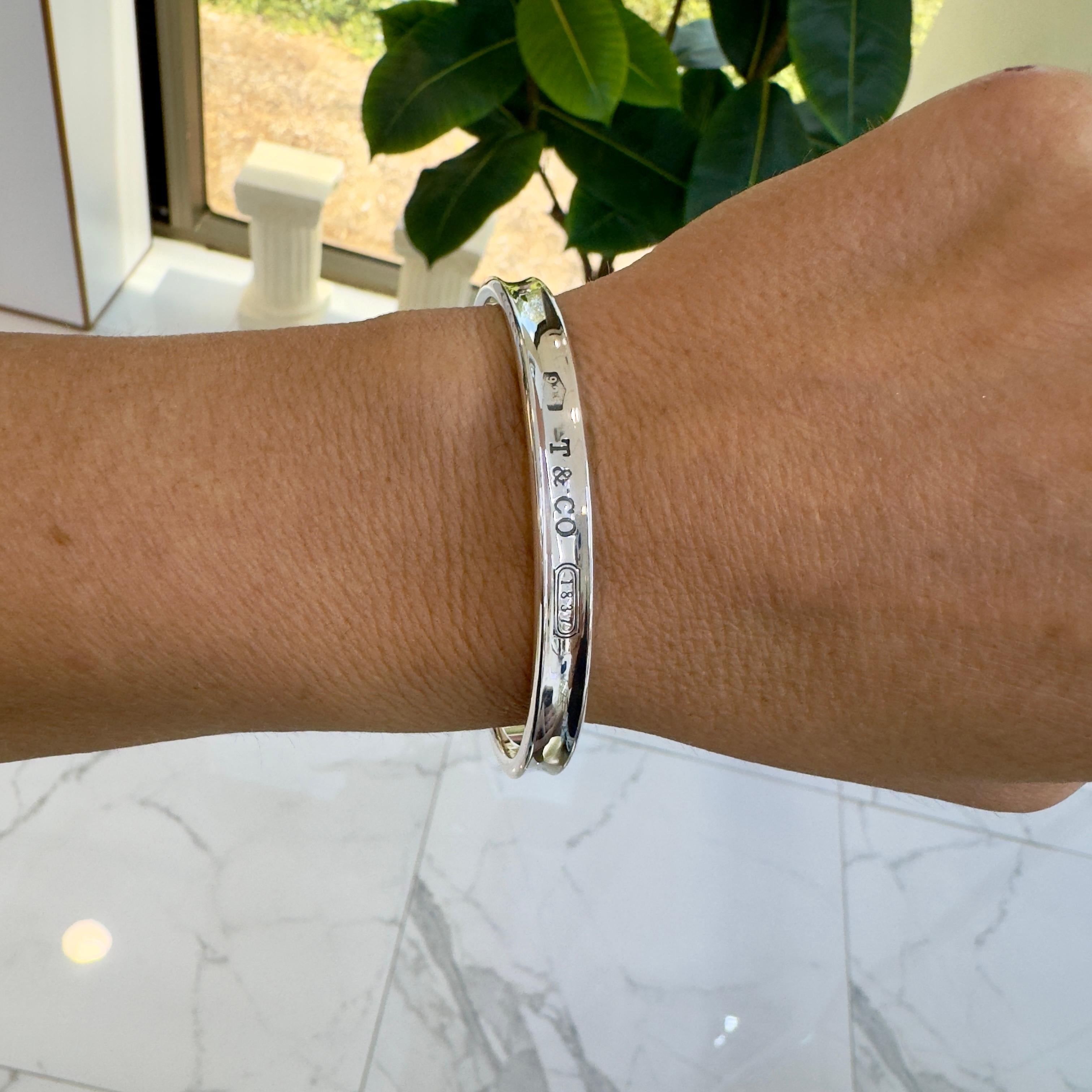 1997 Tiffany & Co. 1837 Bracciale in argento 925 ritirato in vendita 4