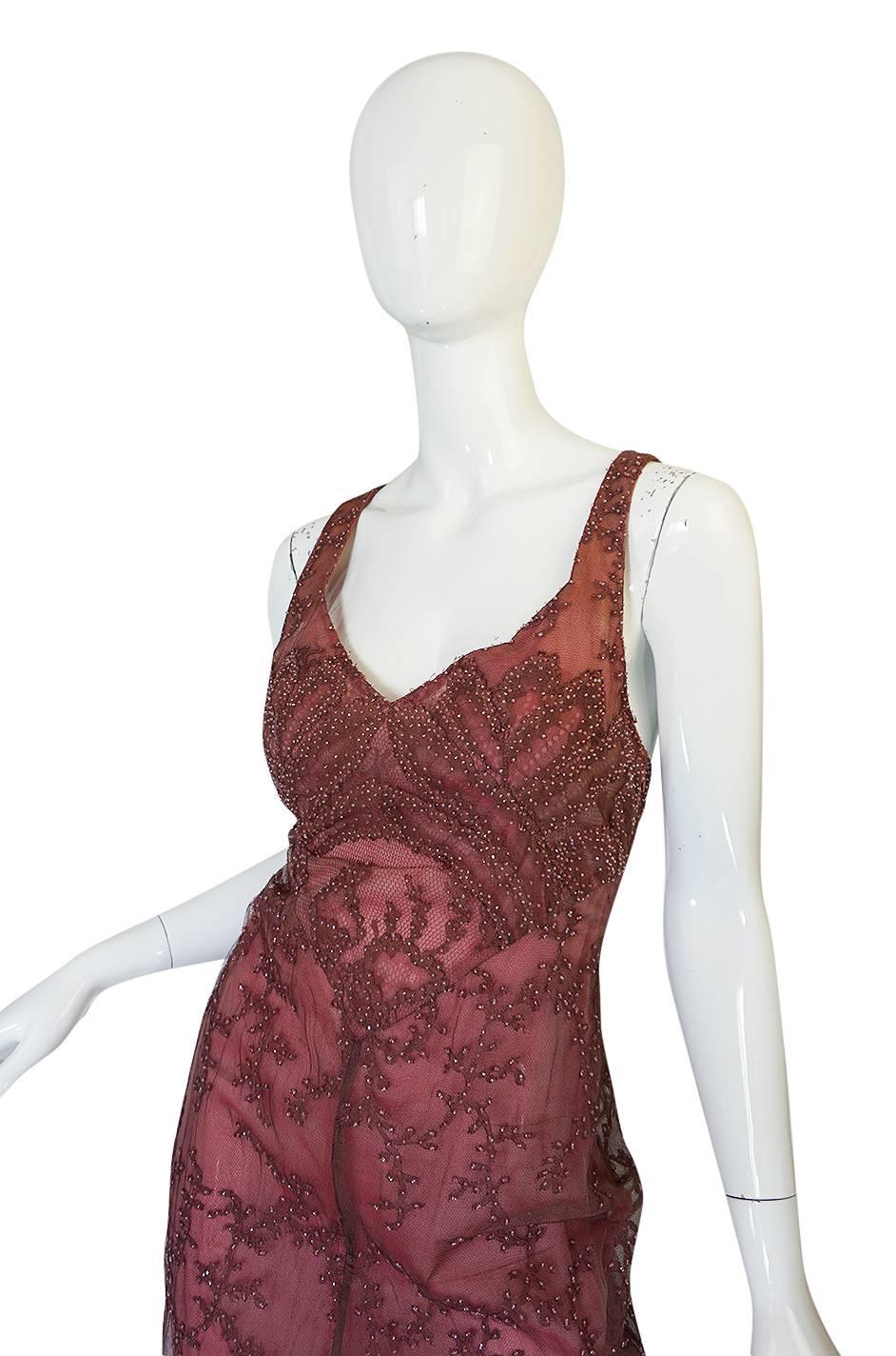 1997 Valentino Dusky Pink Beaded Net & Applique Dress In Excellent Condition In Rockwood, ON