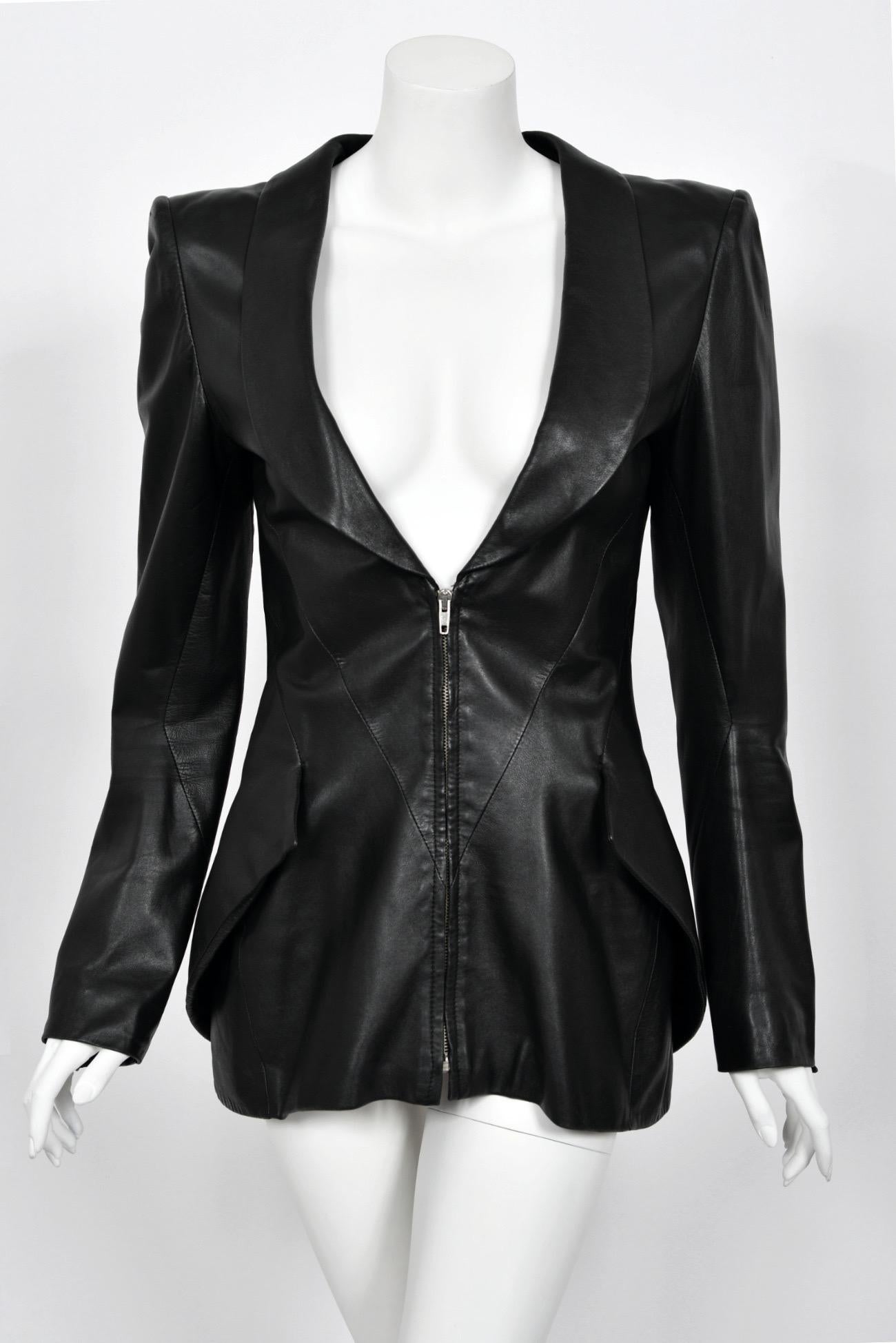 1998 Alexander McQueen Lifetime 'Joan' Collection Black Leather Sculpted Jacket For Sale 7