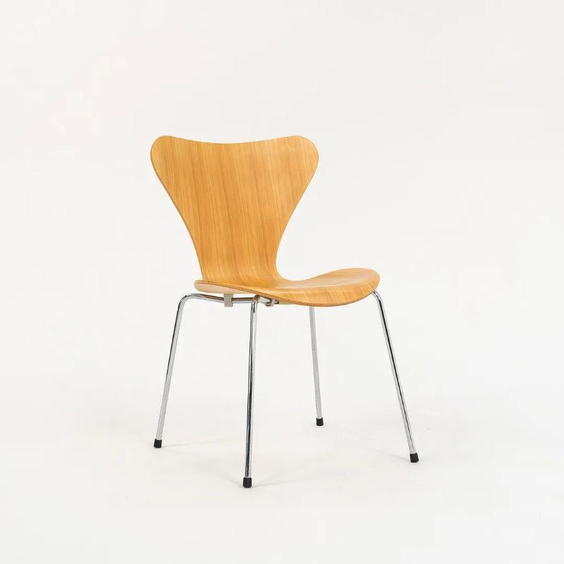 Danish 1998 Arne Jacobsen for Fritz Hansen Series 7 Dining / Side Chair, Model 3107 For Sale