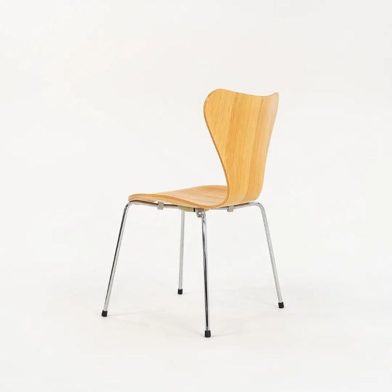 1998 Arne Jacobsen for Fritz Hansen Series 7 Dining / Side Chair, Model 3107 For Sale 2