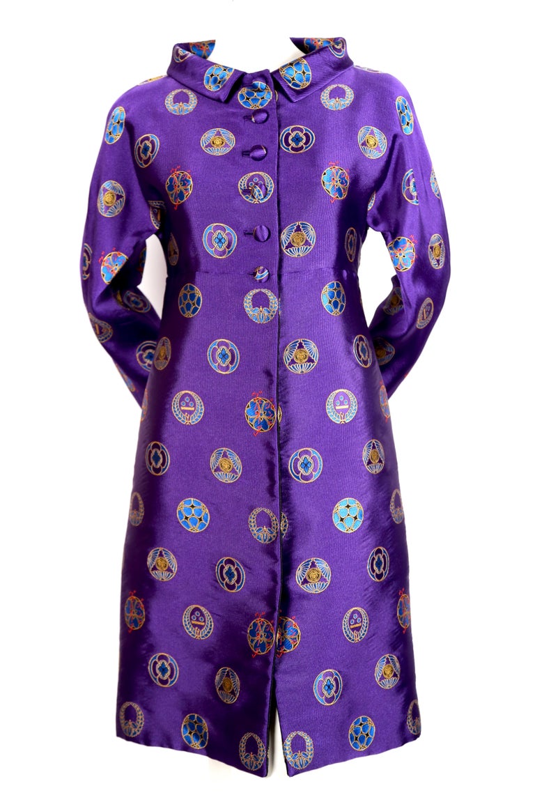 Purple 1998 ATELIER VERSACE couture silk coat For Sale