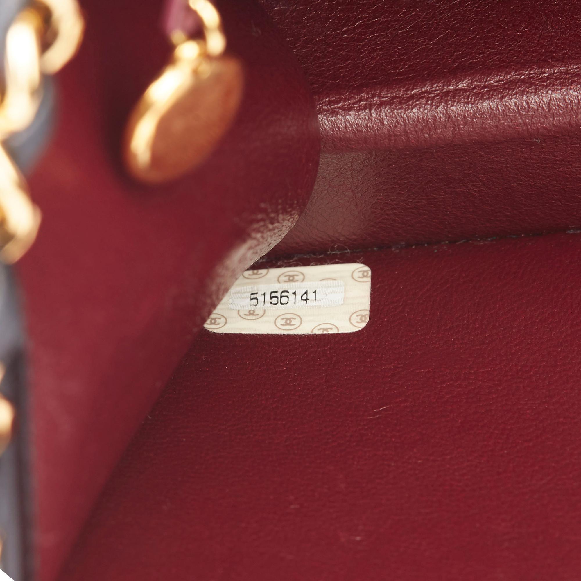 1998 Chanel Black Quilted Lambskin Vintage Small Classic Single Full Flap Bag 3