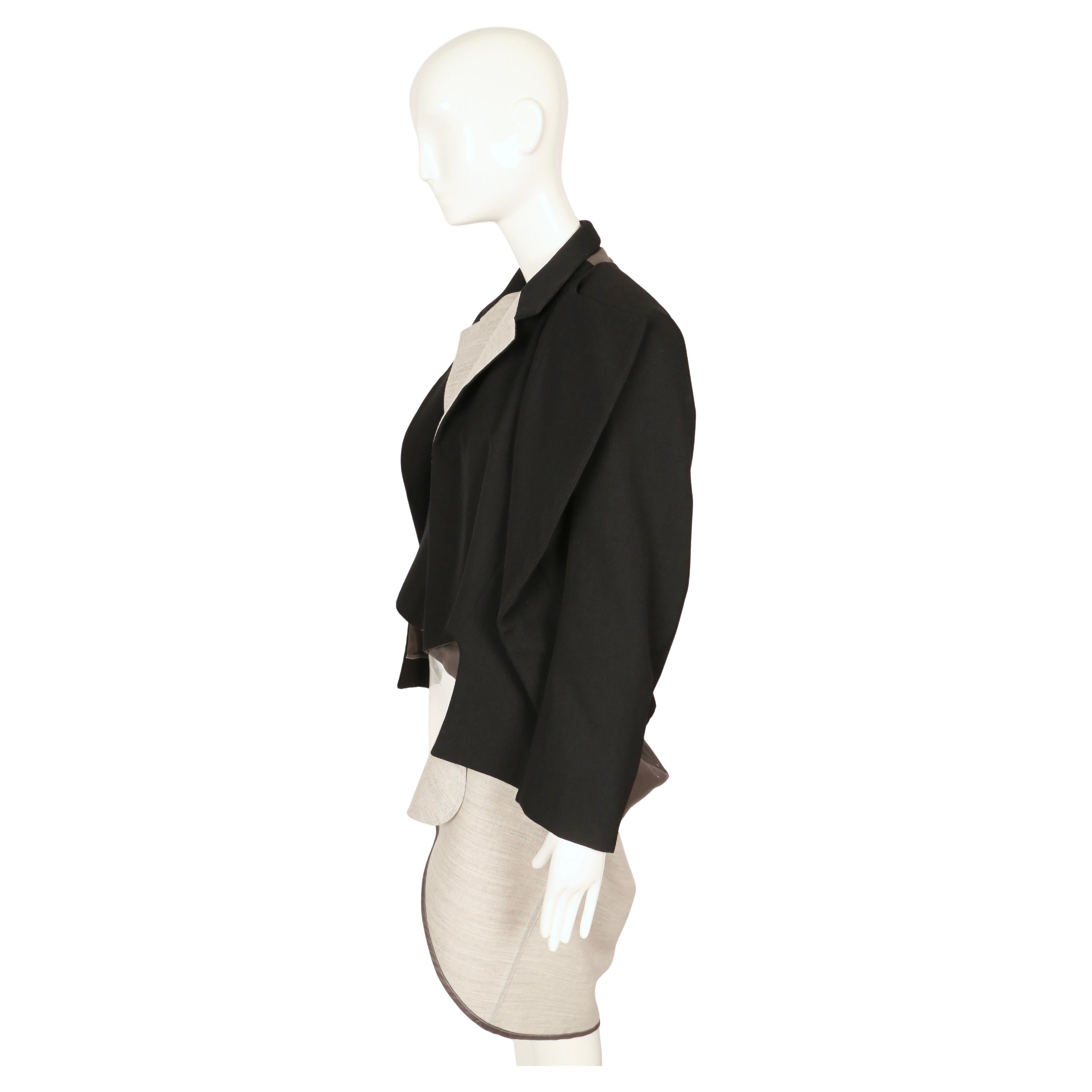 1998 abrigo COMME DES GARCONS 'FUSION' a capas RUNWAY en venta 3