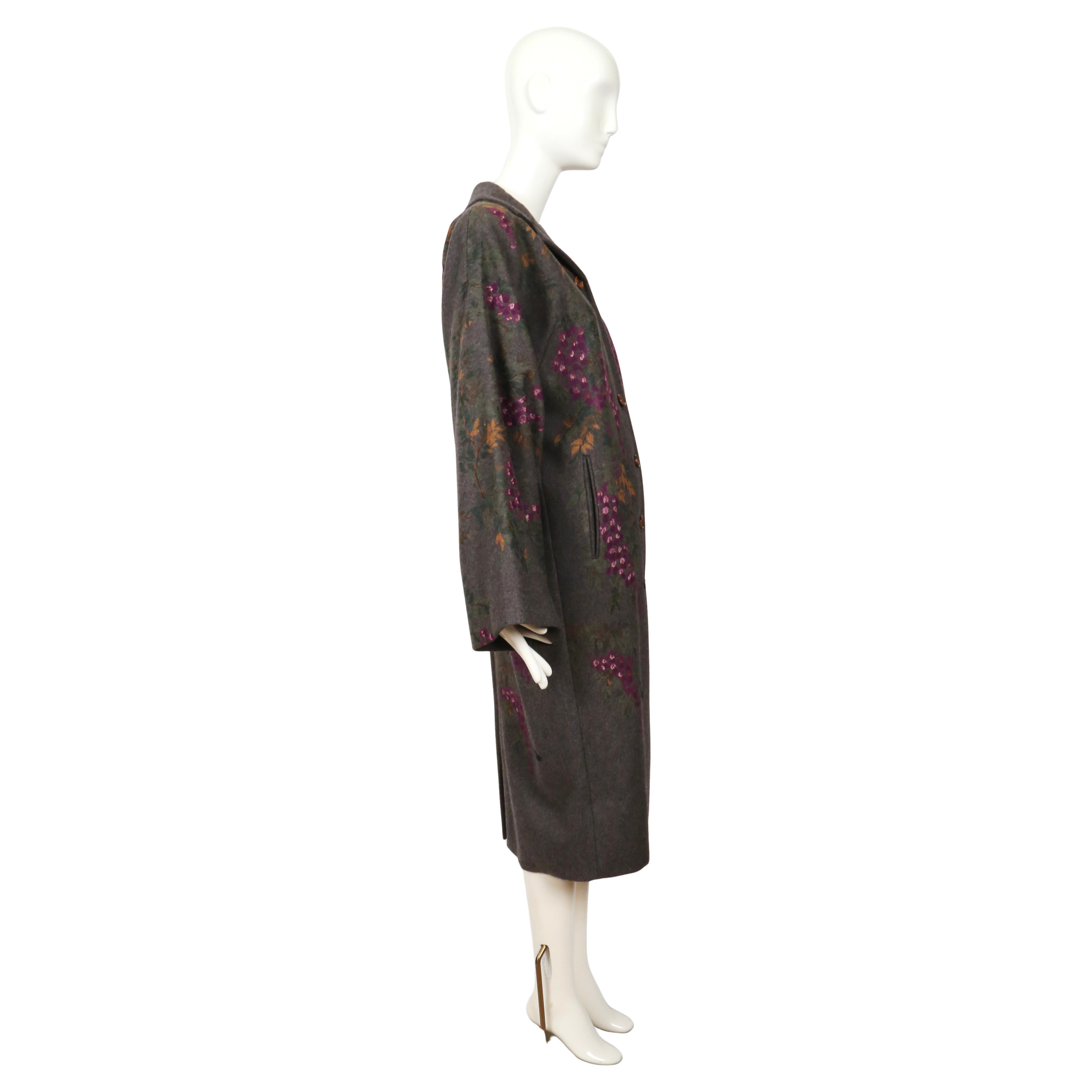 1998 Dolce & Gabbana, cappotto Kimono dipinto a mano in lana grigia in vendita 5