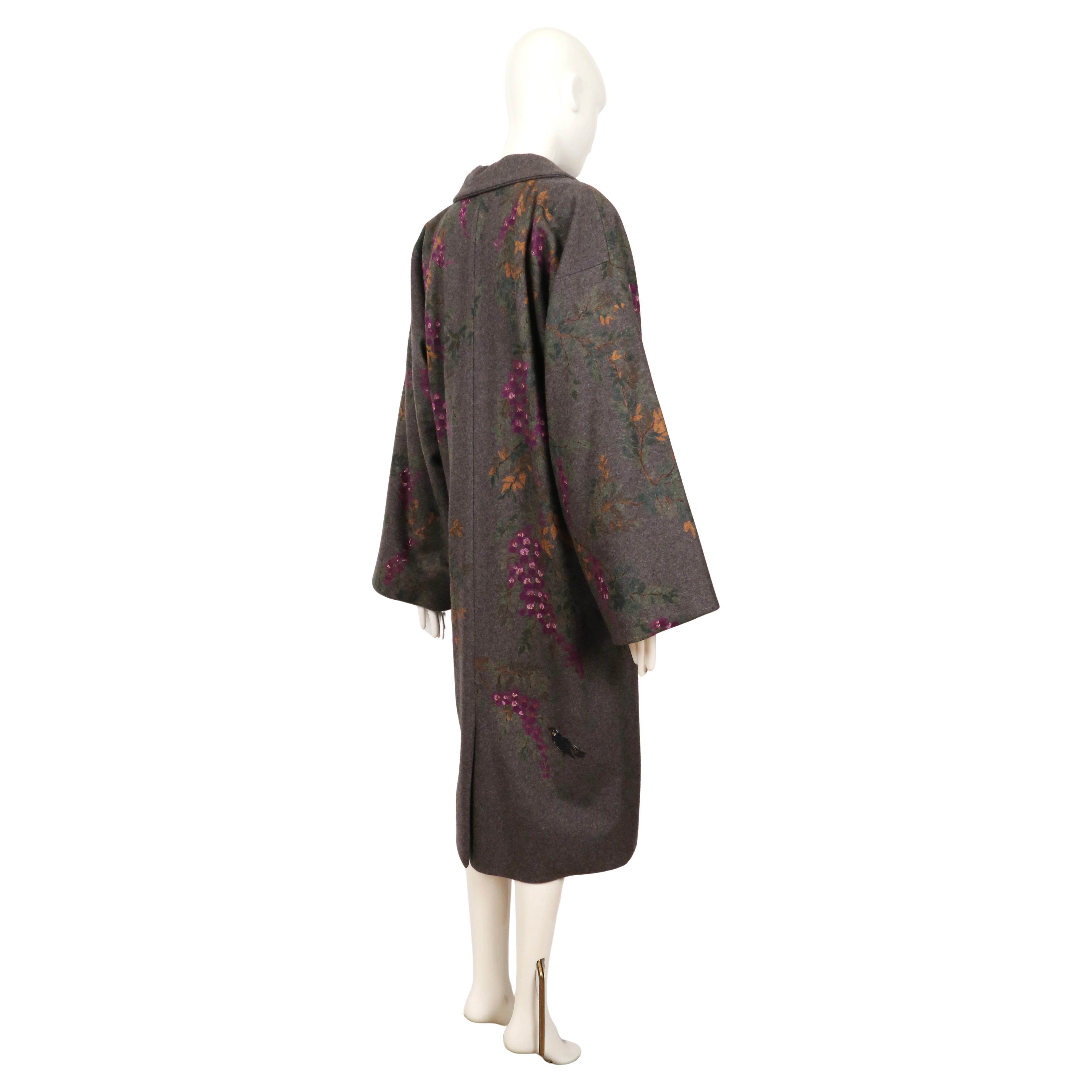1998 DOLCE & GABBANA hand painted Kimono coat in grey wool For Sale 6