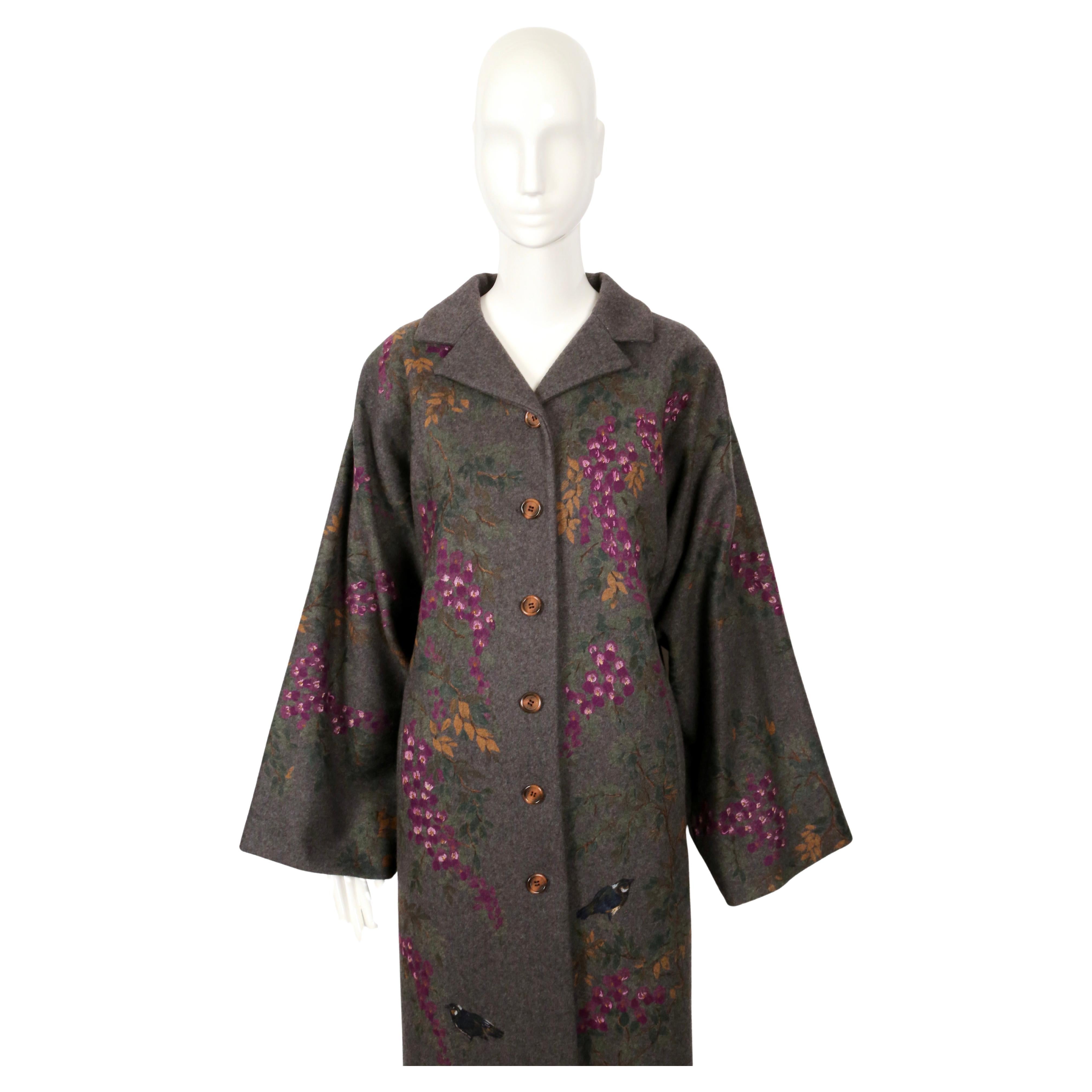 Black 1998 DOLCE & GABBANA hand painted Kimono coat in grey wool For Sale