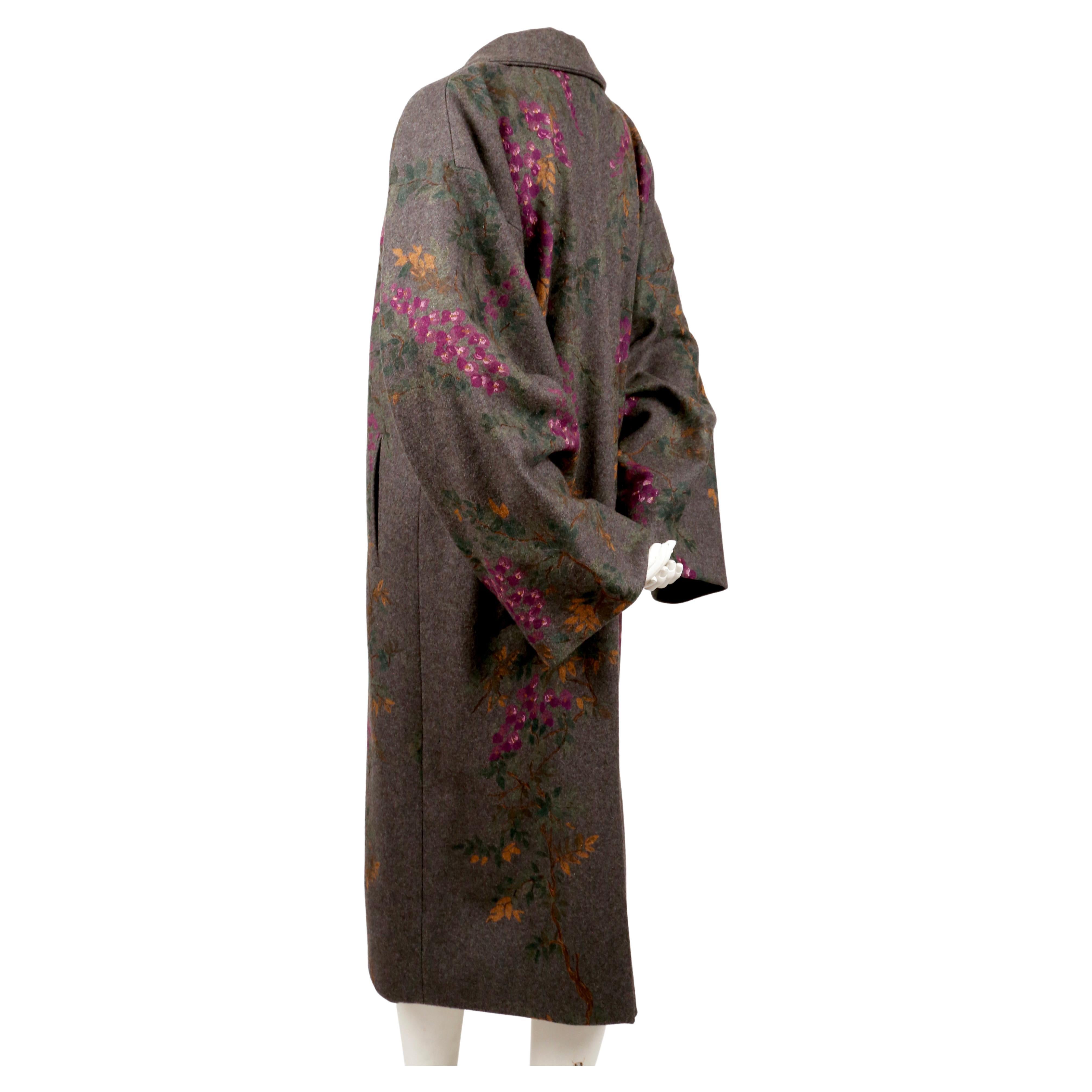 DOLCE & GABBANA Manteau kimono peint à la main en laine grise, 1998 Unisexe en vente