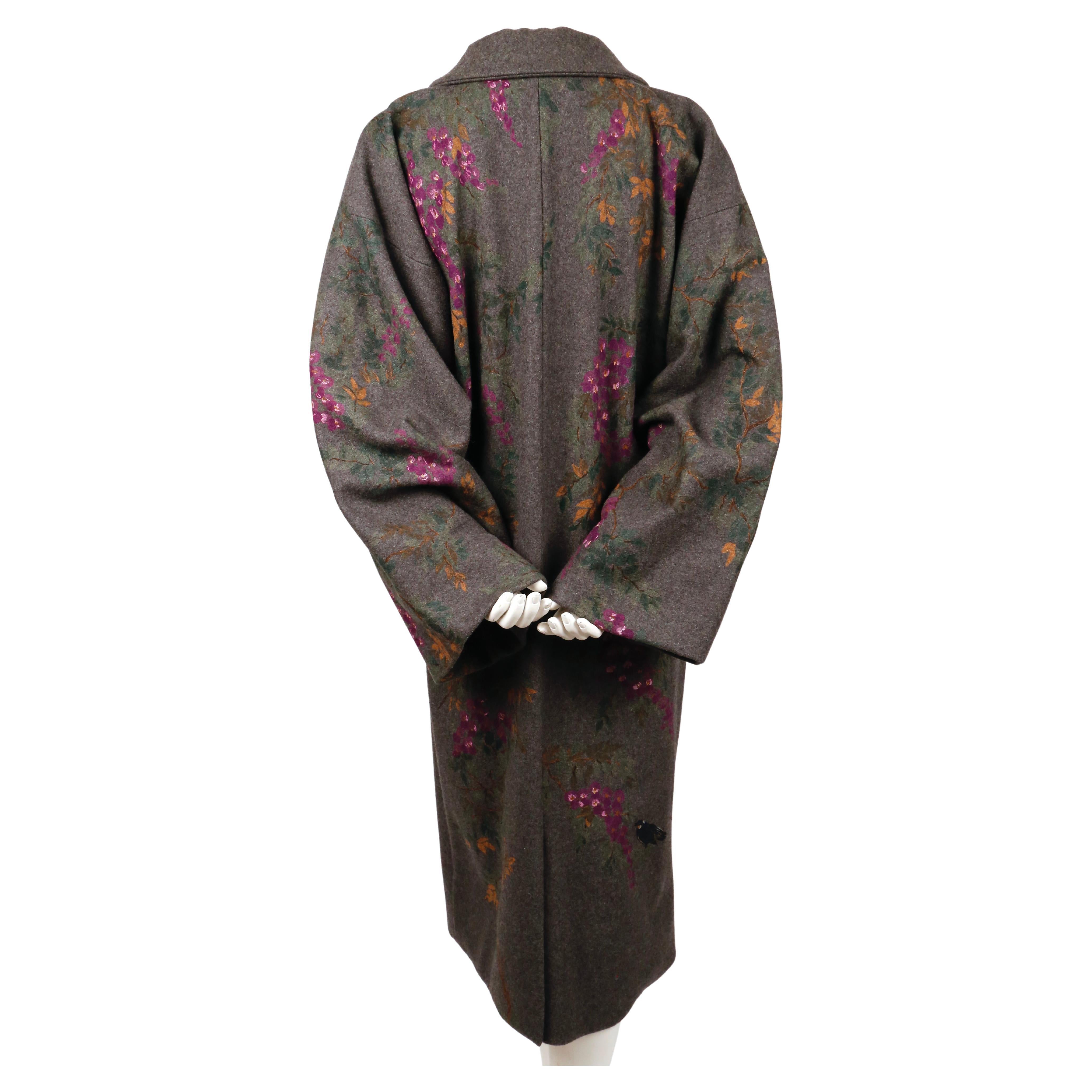 DOLCE & GABBANA Manteau kimono peint à la main en laine grise, 1998 en vente 2