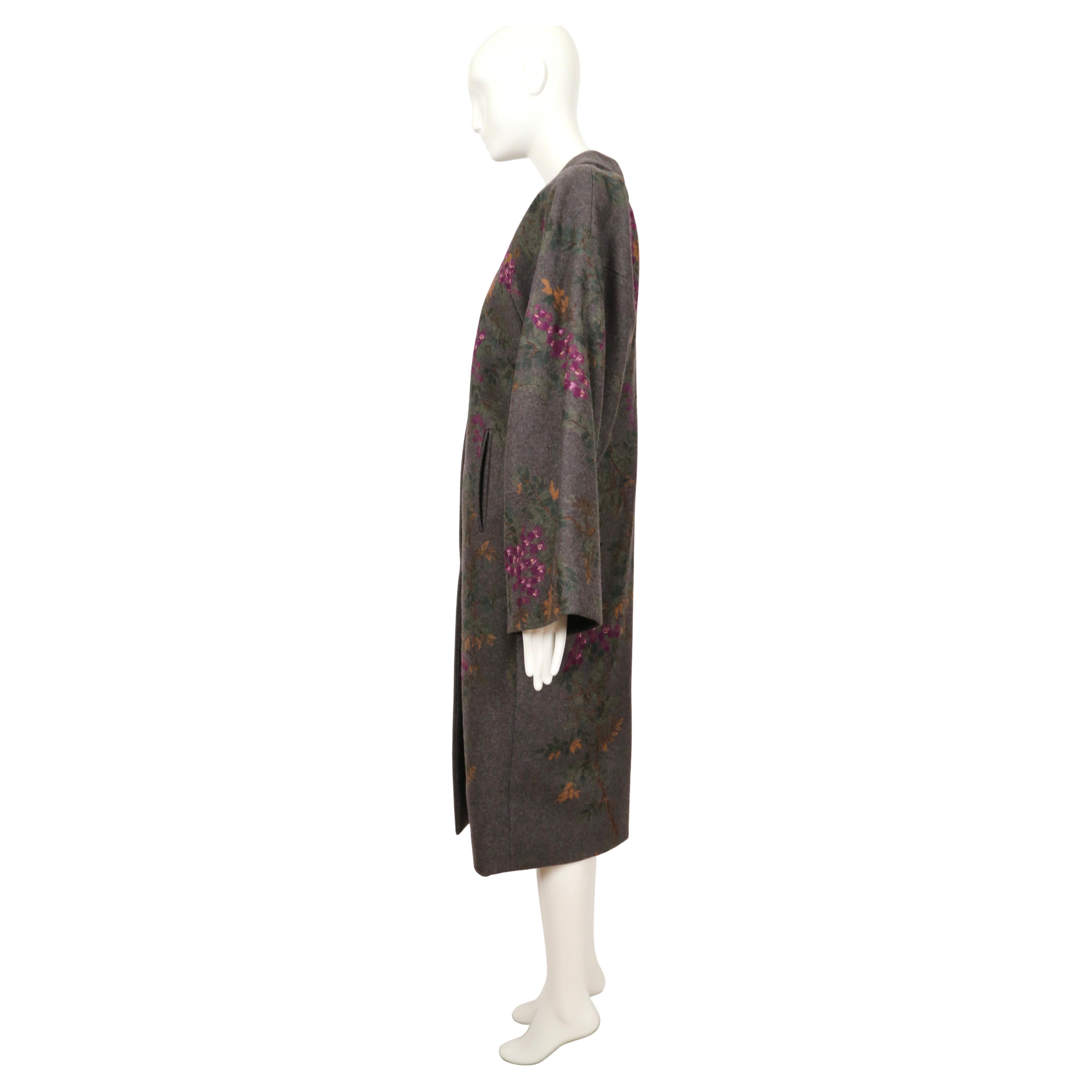 1998 DOLCE & GABBANA hand painted Kimono coat in grey wool For Sale 1