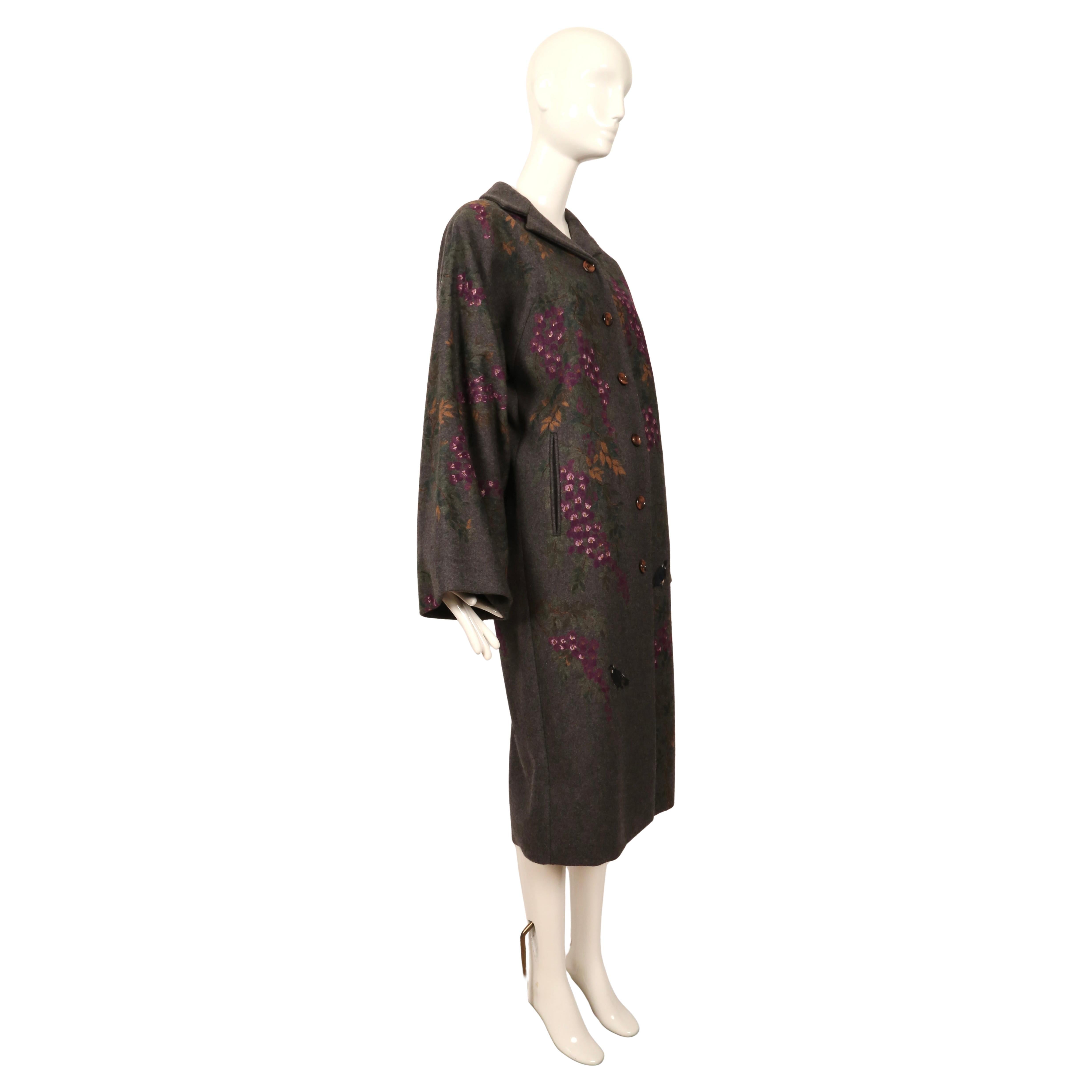 1998 DOLCE & GABBANA hand painted Kimono coat in grey wool For Sale 4