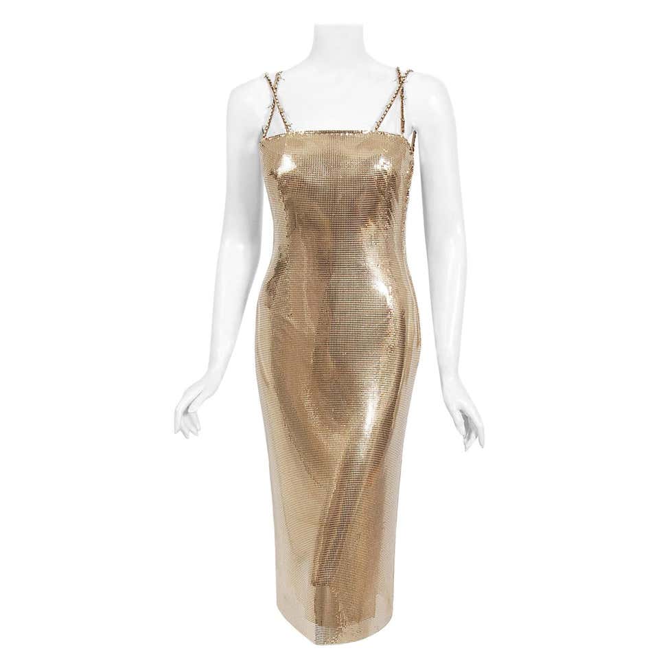Couture, Vintage and Designer Fashion - 220 For Sale at 1stdibs