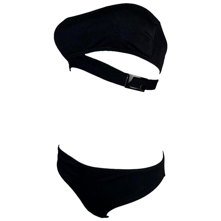 involveret Relativ størrelse Igangværende 1998 Gucci Tom Ford Black Strapless Cut-Out Bikini w Metal G Buckle For  Sale at 1stDibs