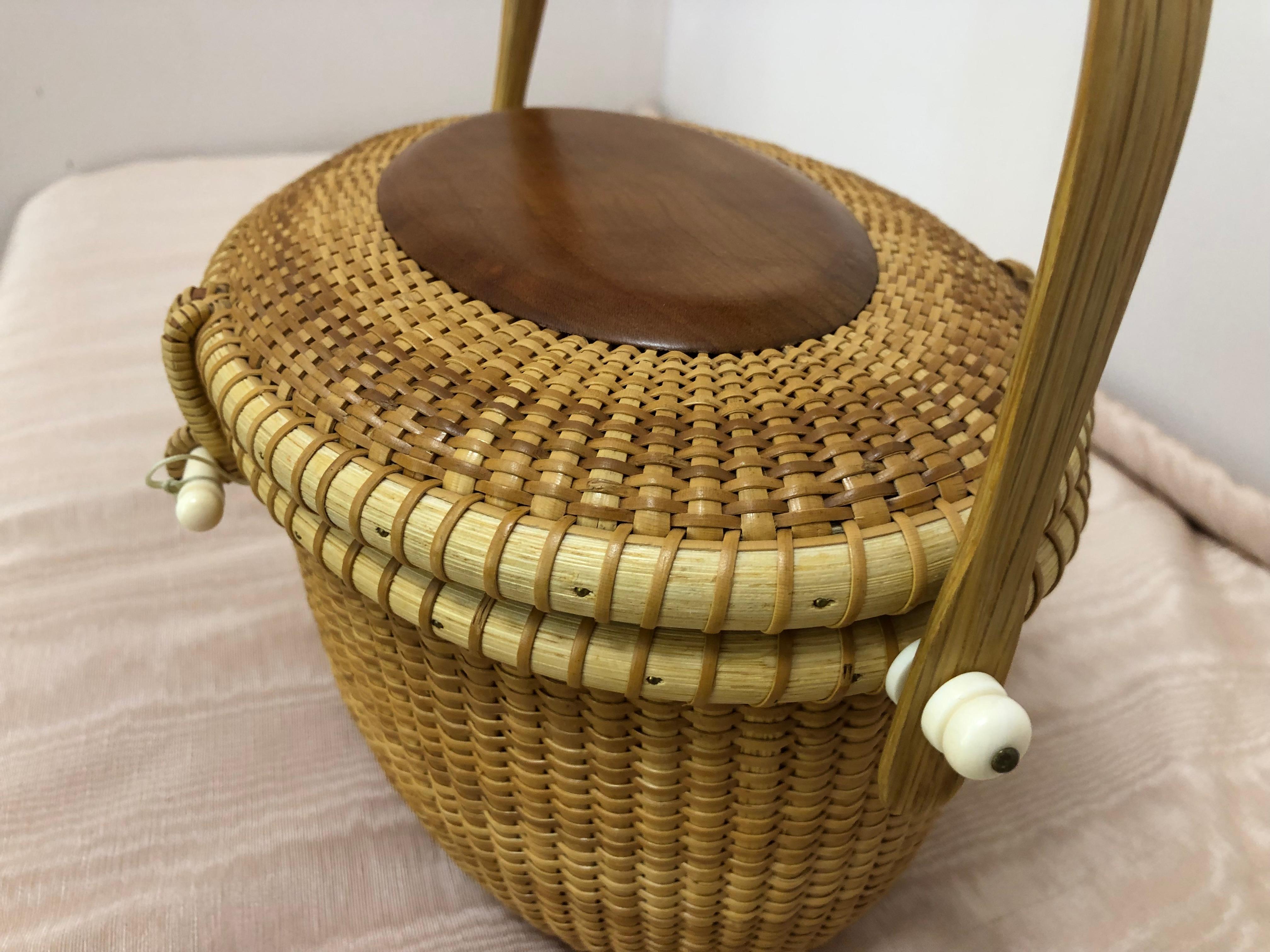 round wooden dog bed