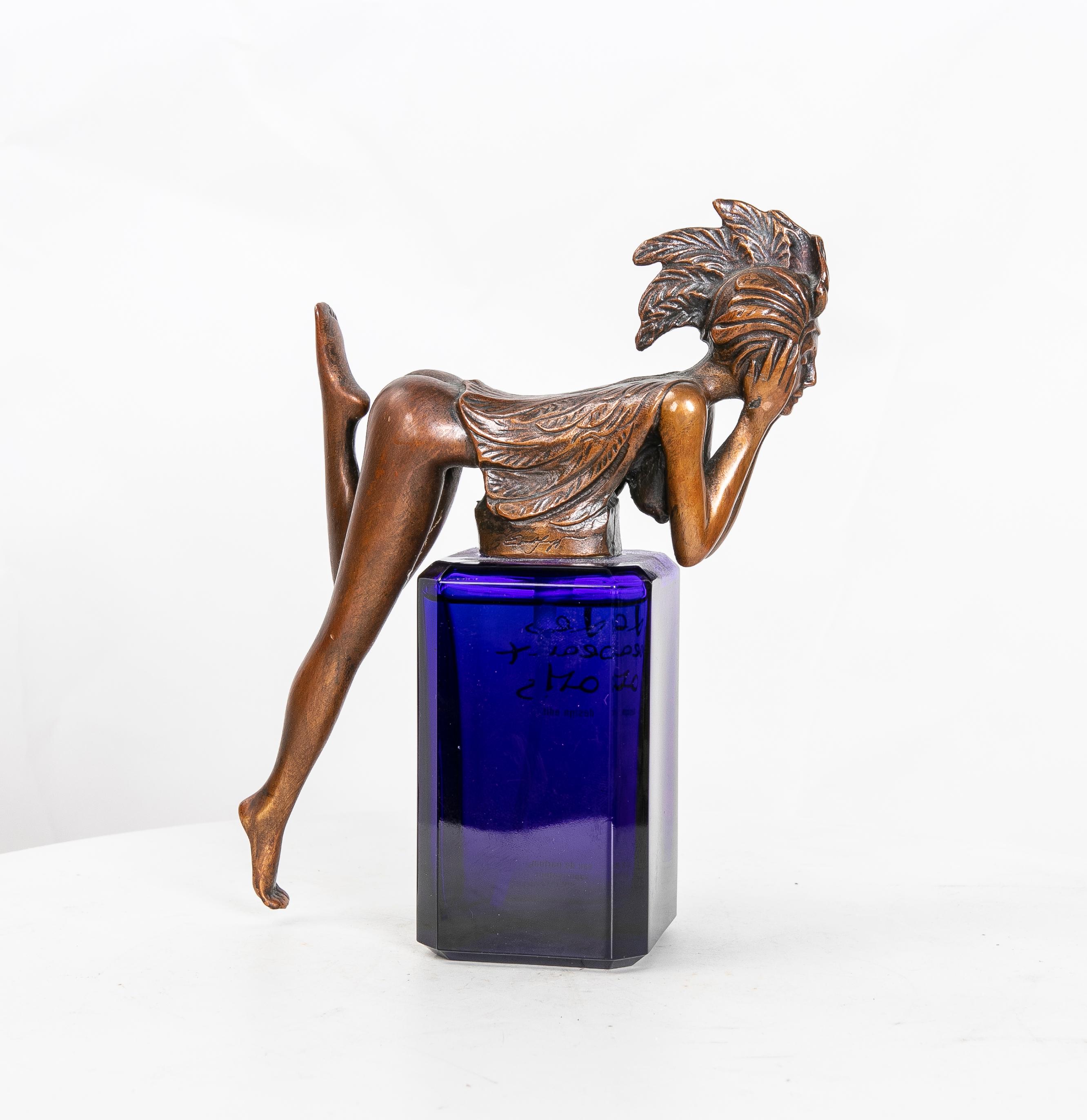 Flacon de parfum « Papagena » des Beaux-Arts en verre bleu foncé avec bronze, 1998 Bon état à Marbella, ES