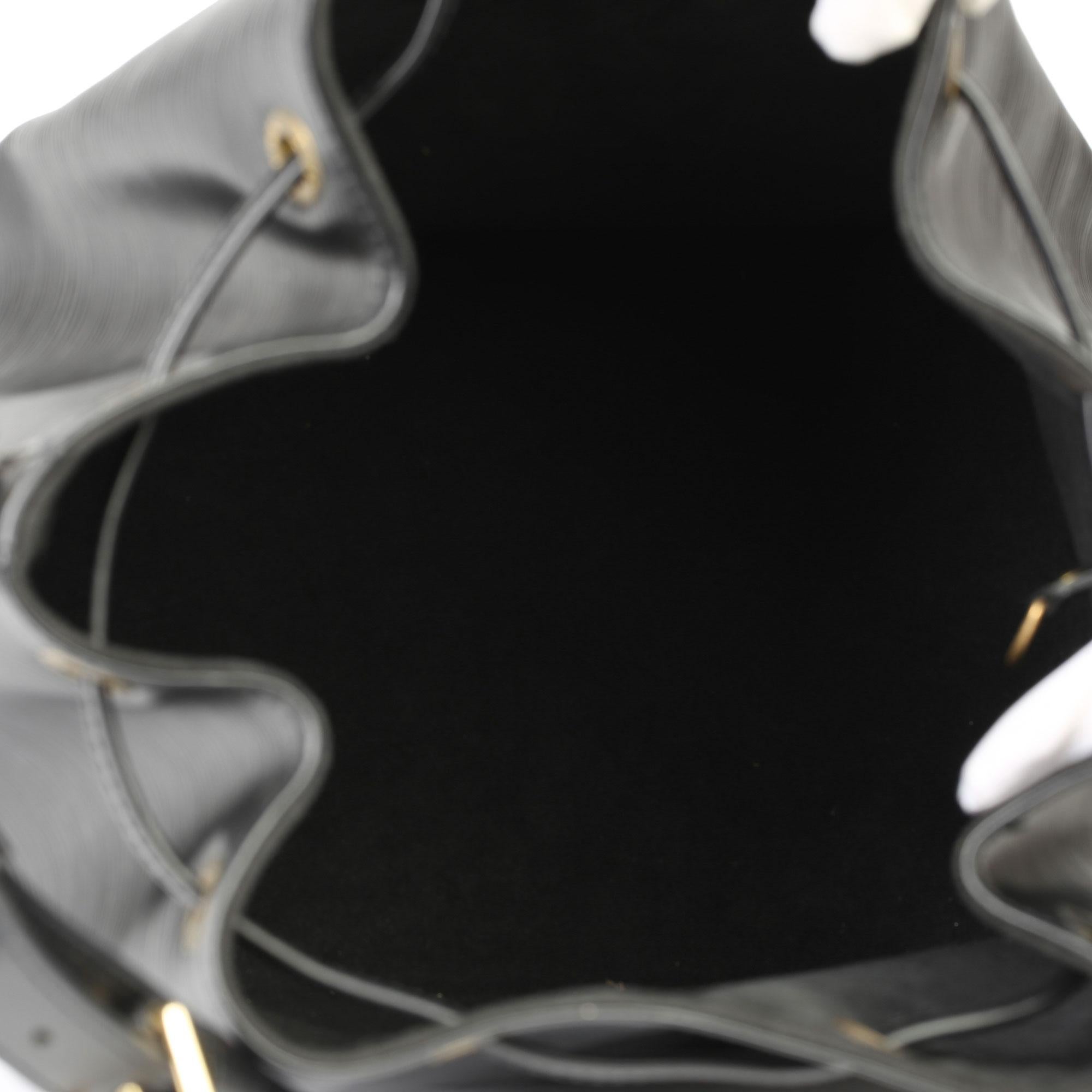 1998 Louis Vuitton Black Epi Leather Vintage Petit Noé 6